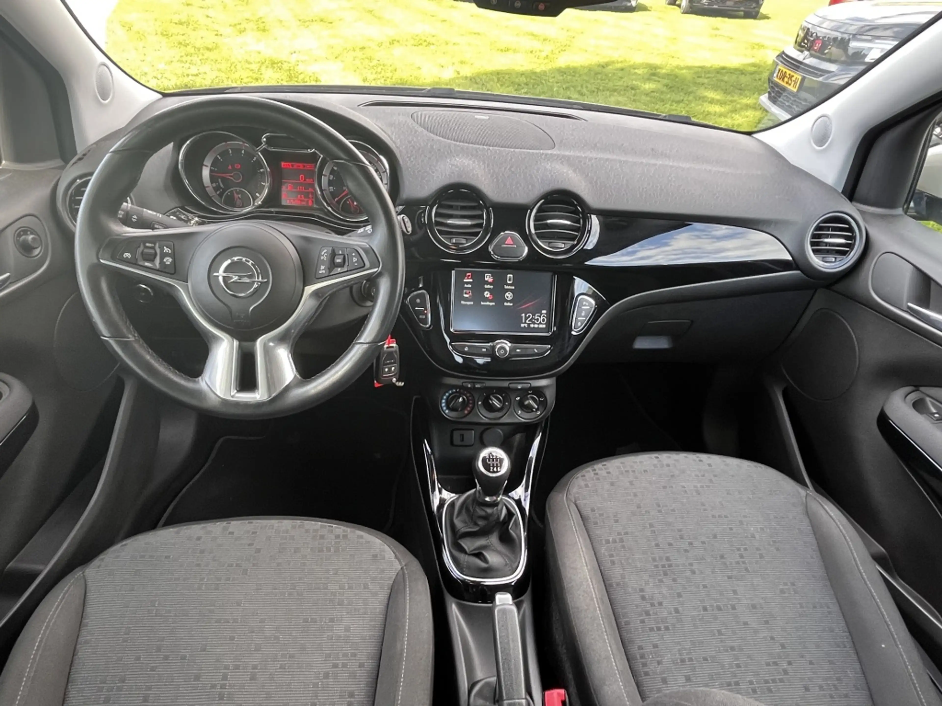 Opel Adam 1.0 Turbo Jam Favourite — photo 9