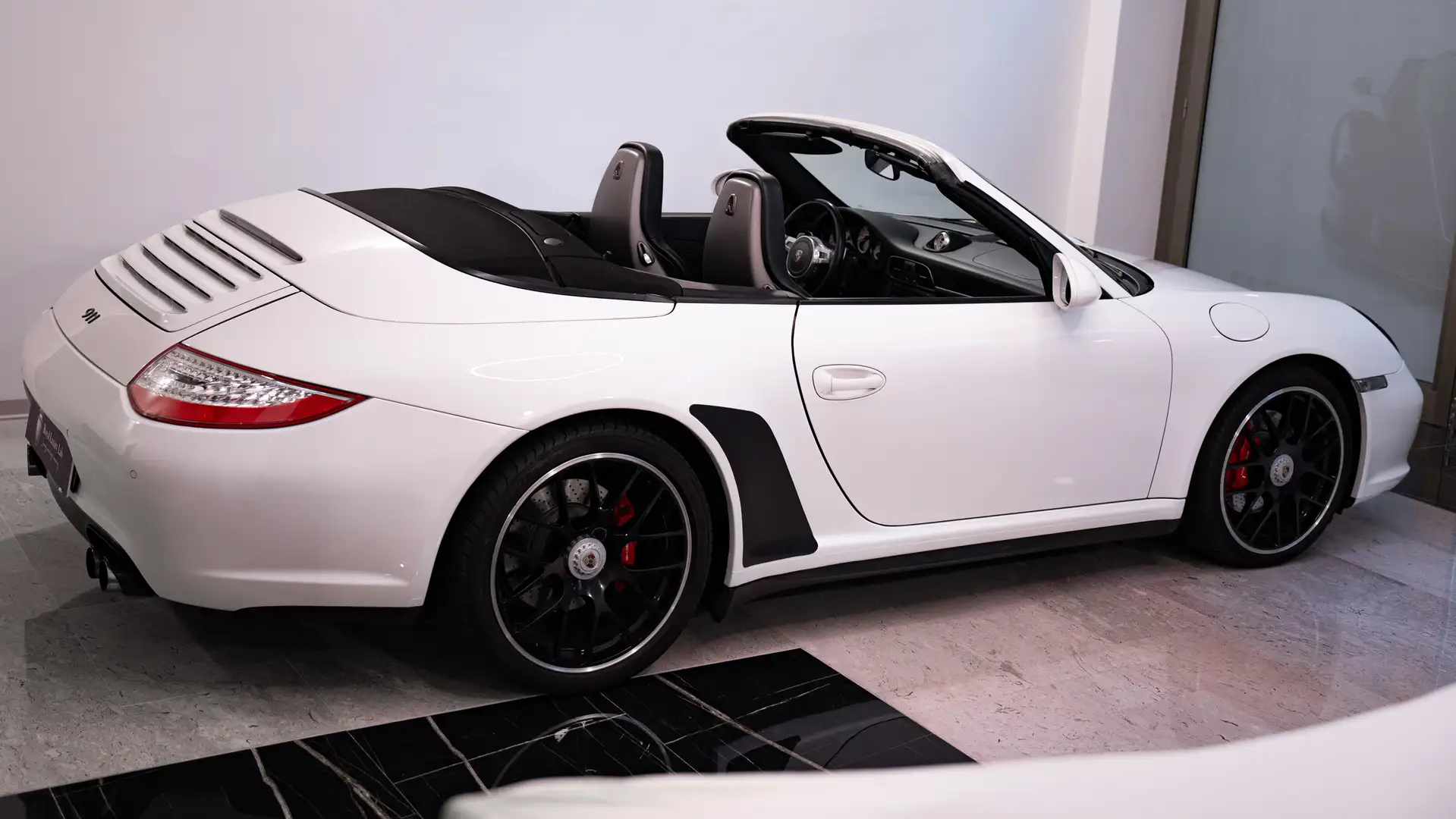 Porsche 911 997 Carrera GTS Cabrio Bianco - 2