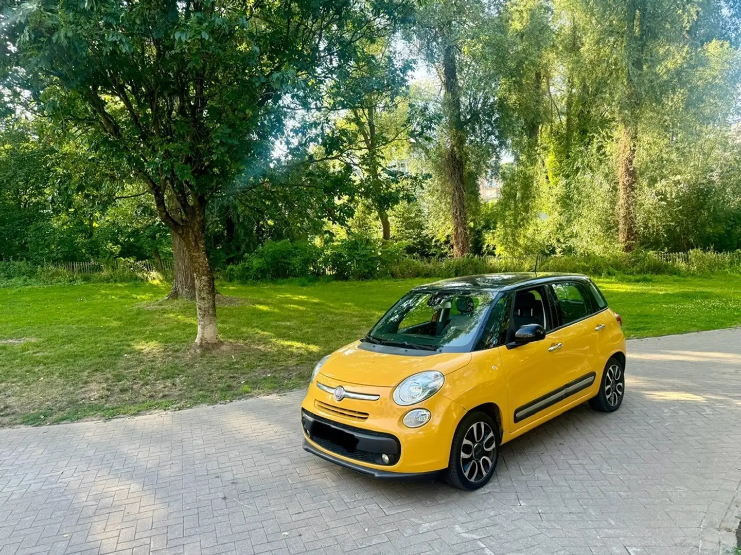 Fiat 500L 500L 1.4i Lounge Jaune - 1