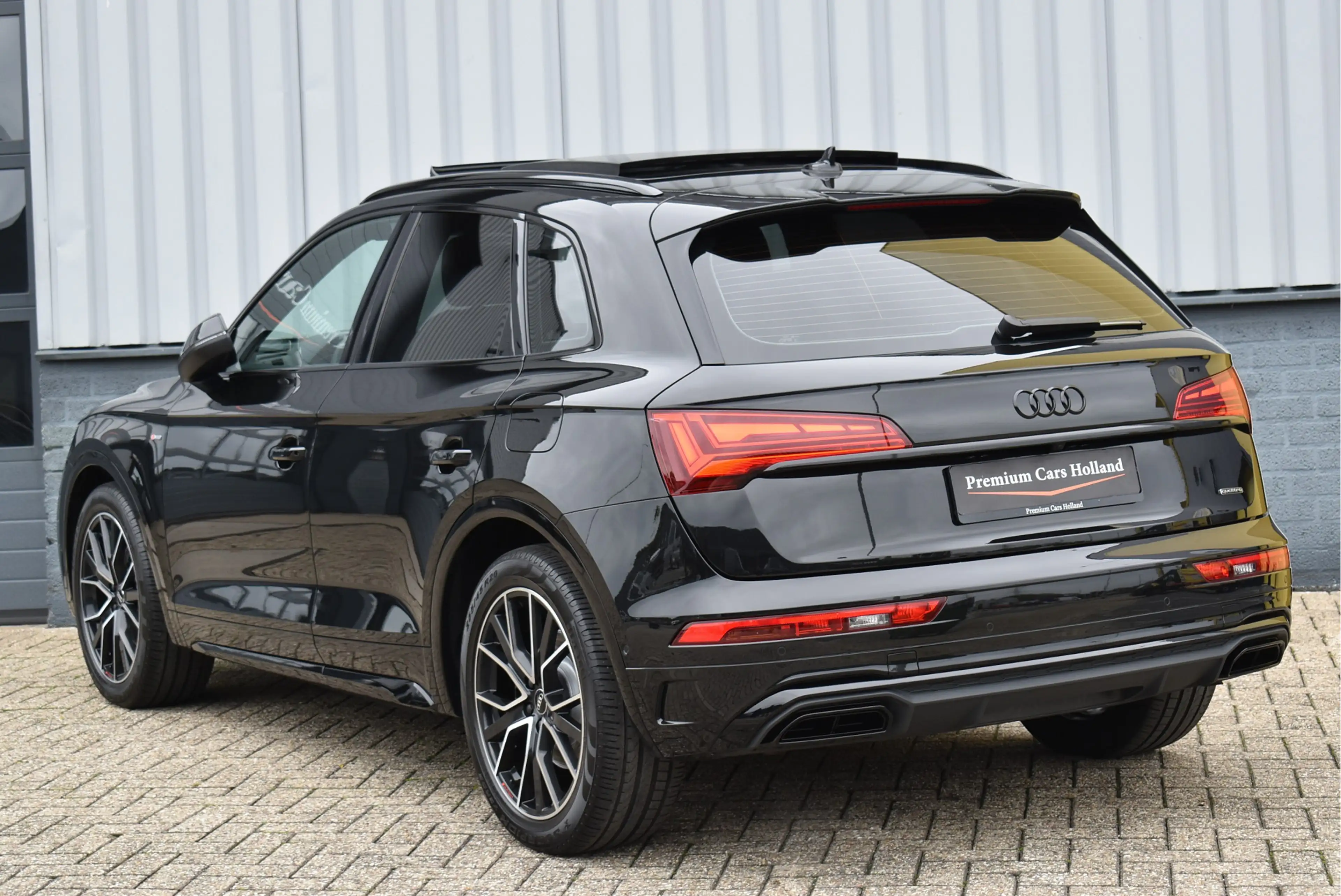 Audi Q5 55 TFSI e S-Line 367 Pk Pano Rs-Stoelen Luchtverin — photo 3