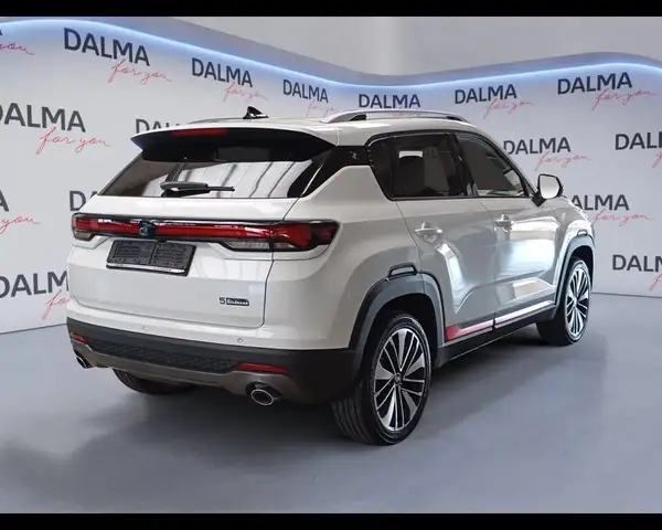 DR Automobiles DR5 view 5
