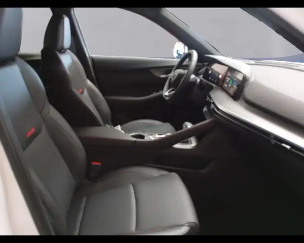 DR Automobiles DR5 view 14