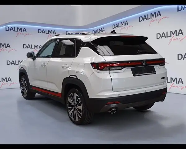 DR Automobiles DR5 view 3