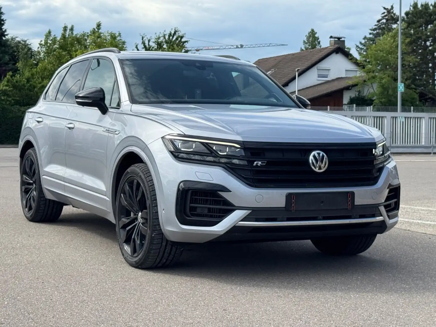 Volkswagen Touareg R-Line 4Motion 4.0 *V8*Vollausstattung* Zilver - 1