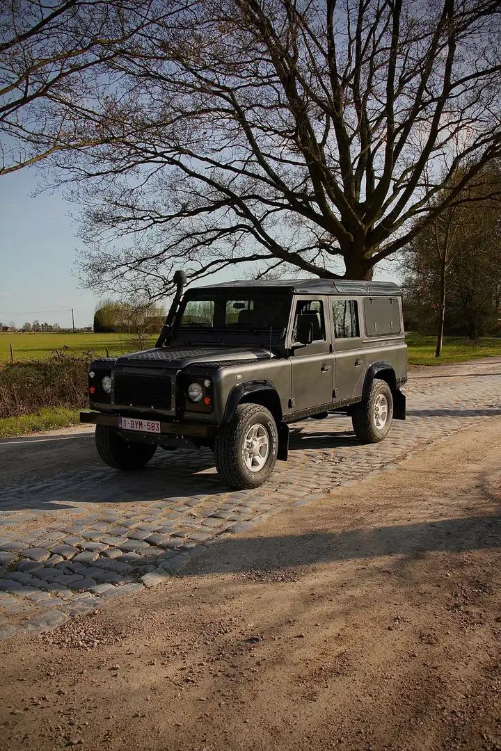 Land Rover Defender 110 td5 Grijs - 1