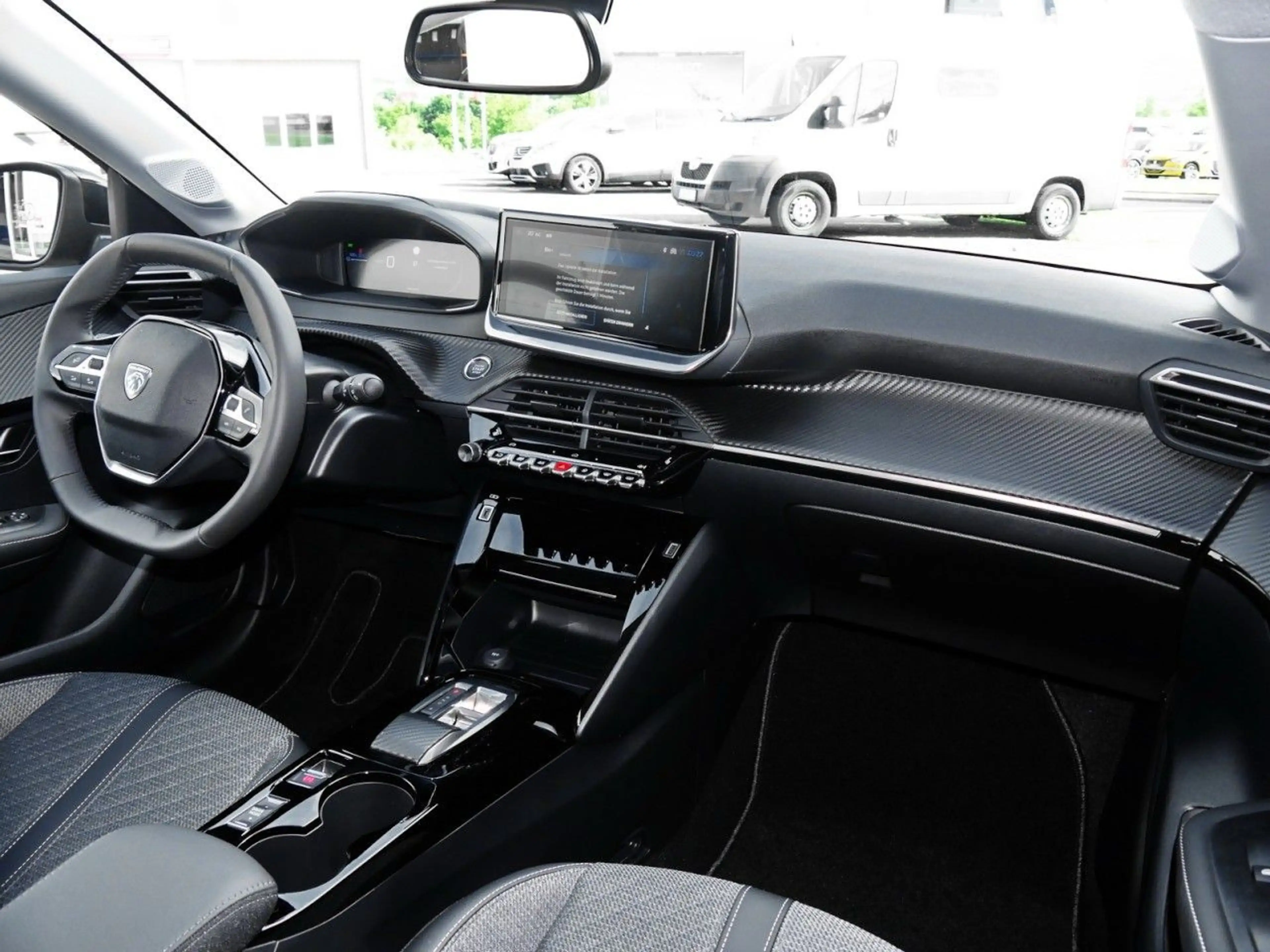 Peugeot 208 -e Allure 136 360Kamera+Navi+Klimaautomatik — photo 6