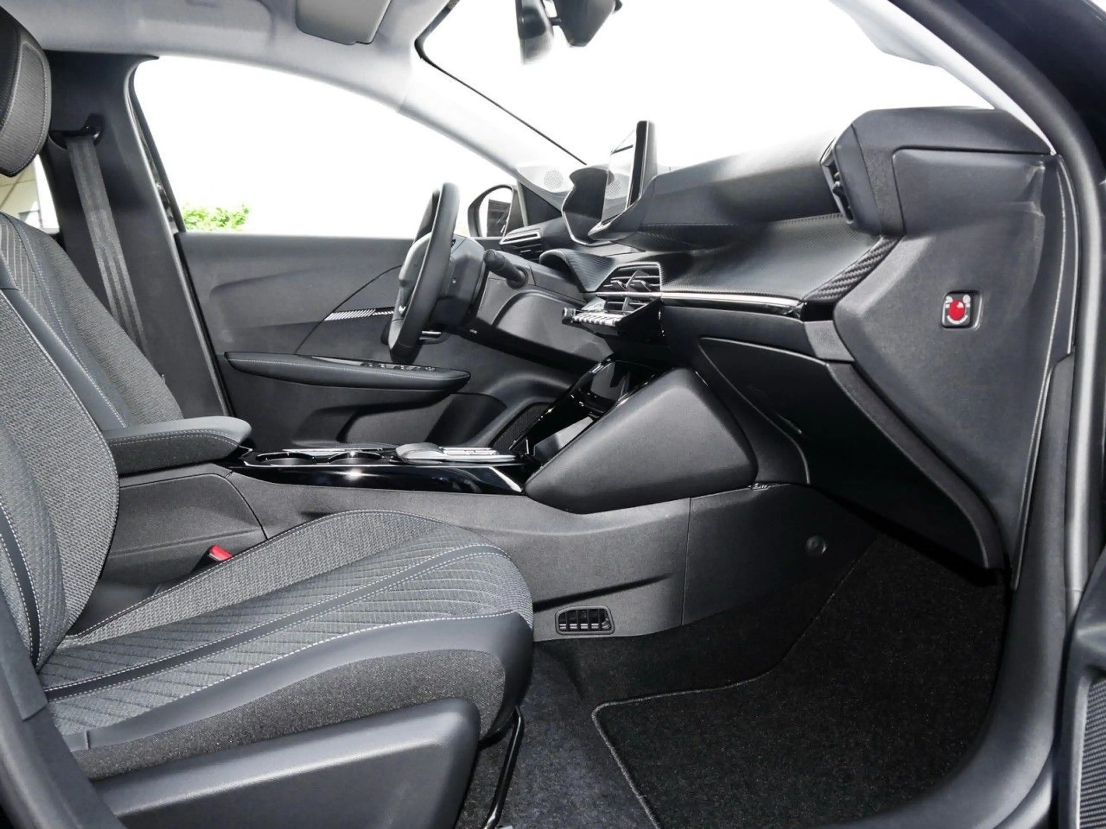 Peugeot 208 -e Allure 136 360Kamera+Navi+Klimaautomatik — photo 5