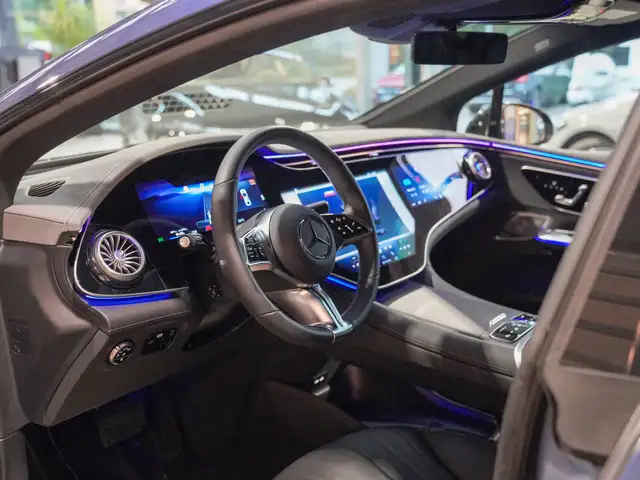 Mercedes-Benz EQE view 14