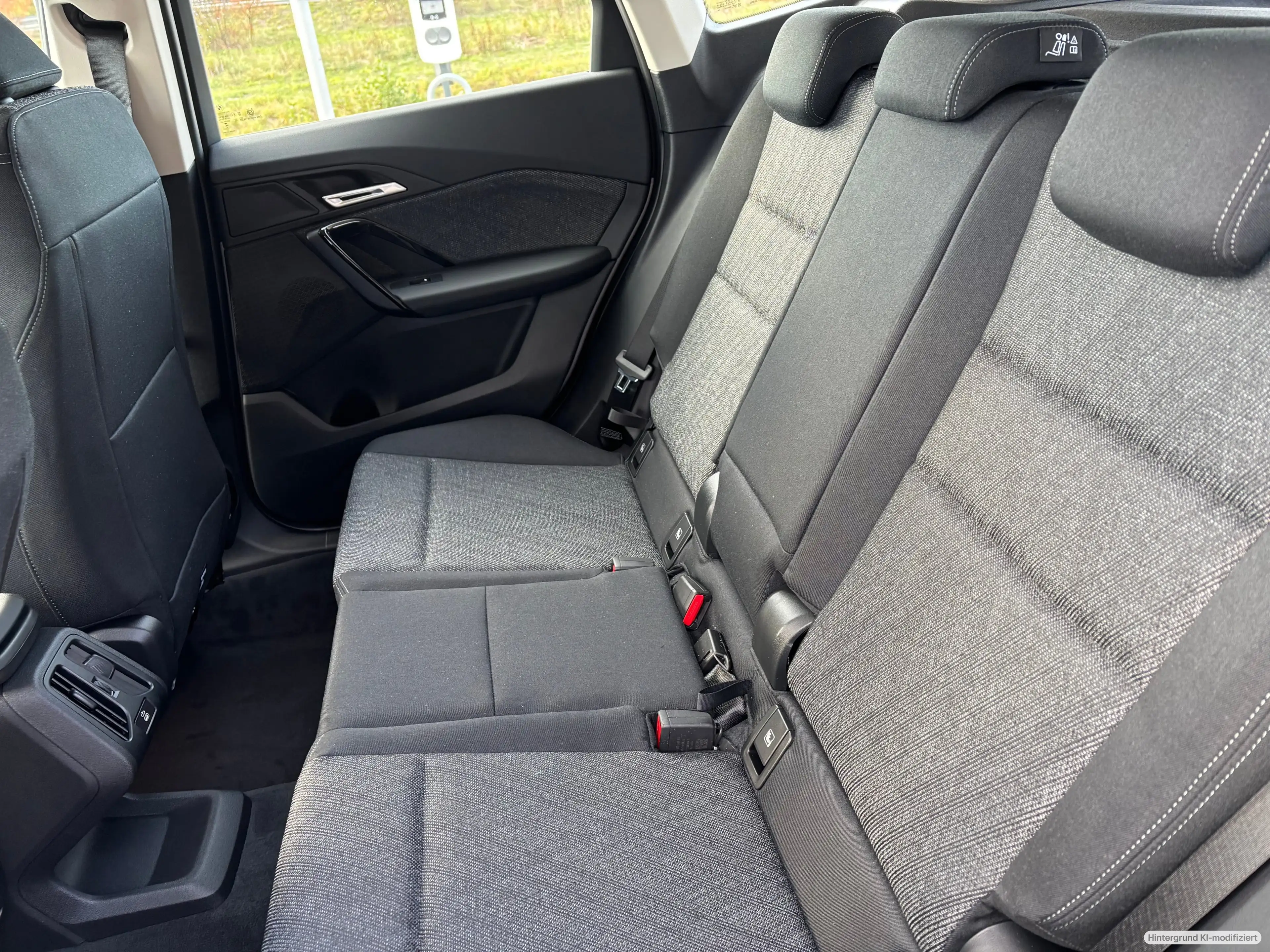 BMW X1 sDrive20i DAB LED Komfortzg. Parkassistent — photo 12