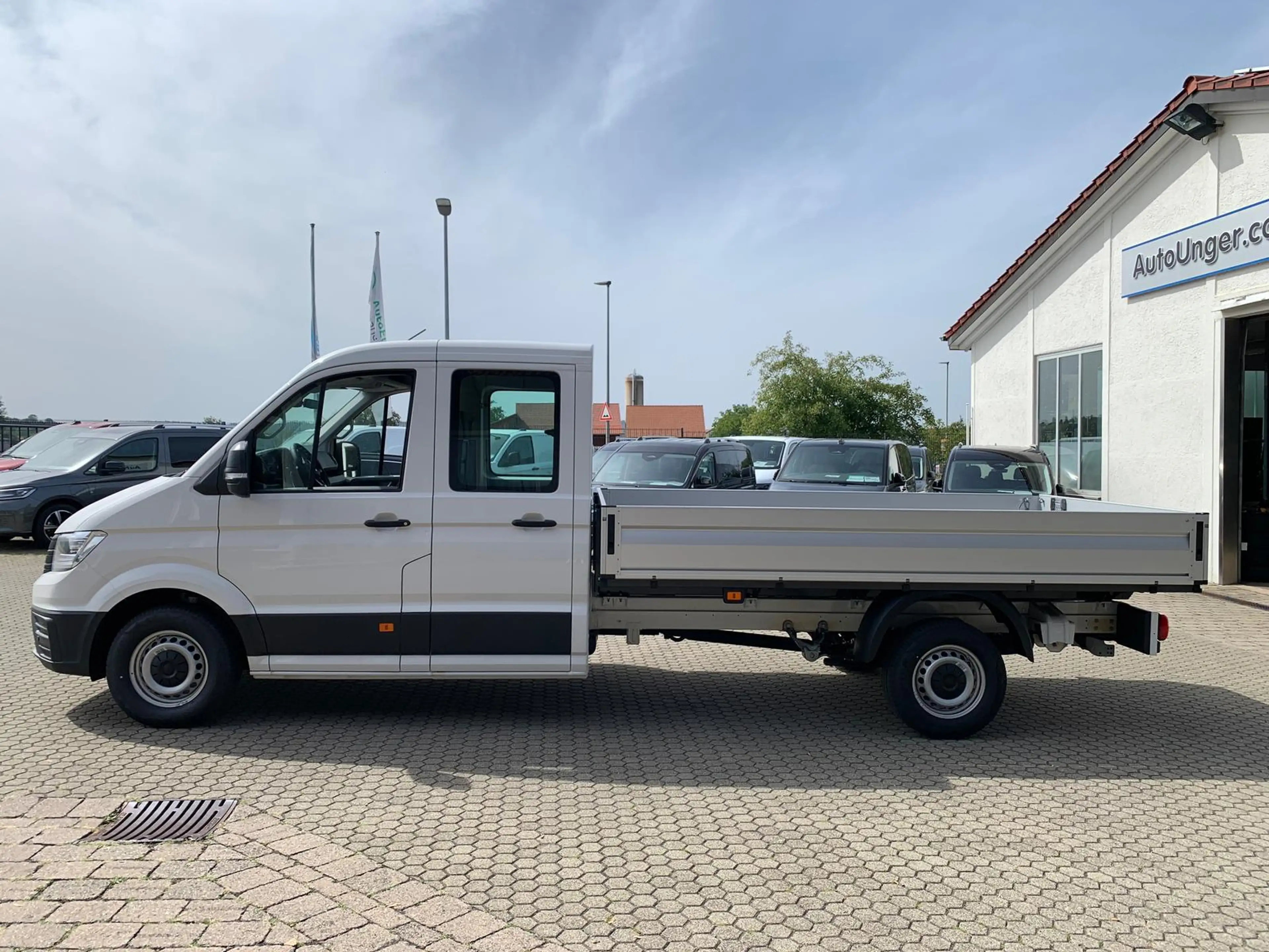 Volkswagen Crafter 35 Doka 4Motion LR L4 AHK App LED UPE77' 2+3Garant — photo 7