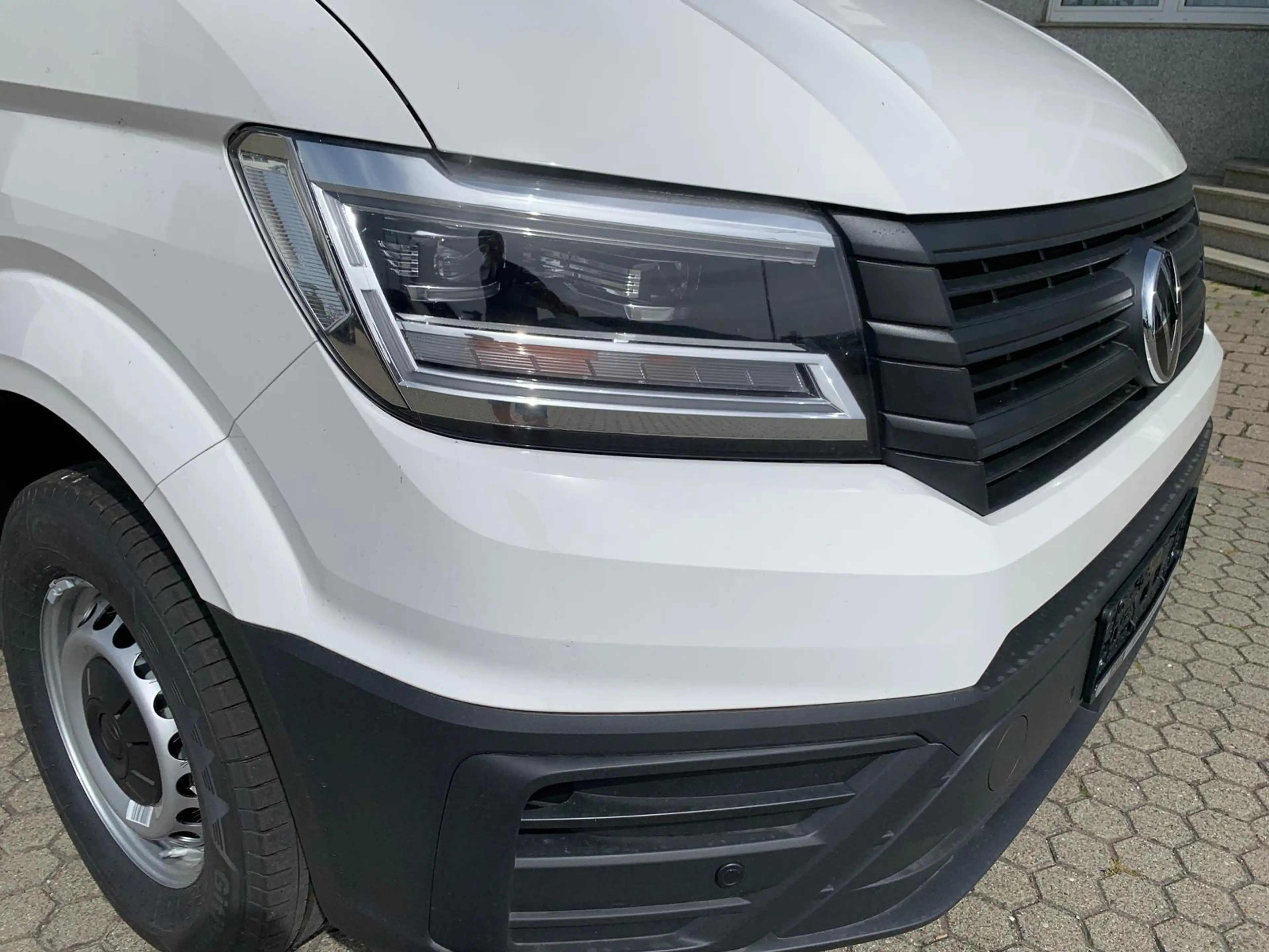 Volkswagen Crafter 35 Doka 4Motion LR L4 AHK App LED UPE77' 2+3Garant — photo 5