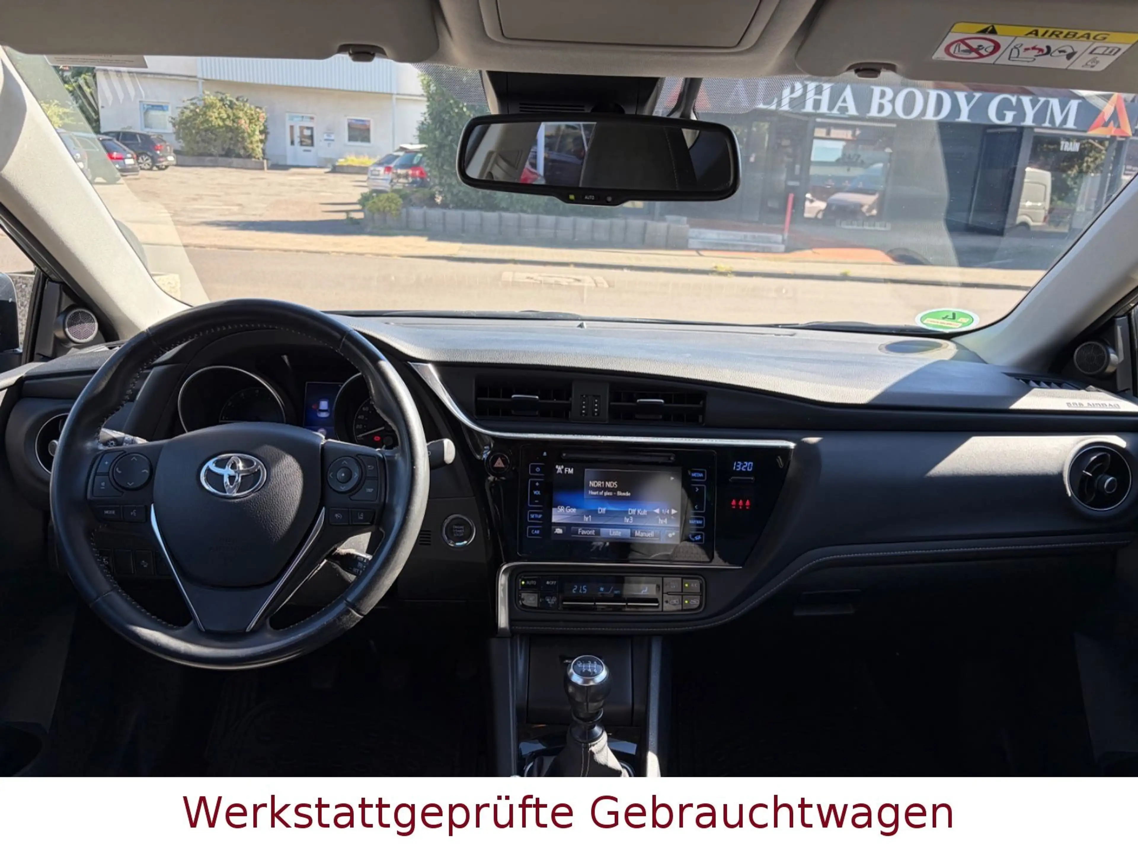 Toyota Auris Team*Kamera*Sitzheizung*PDC*1.HAND* — photo 12
