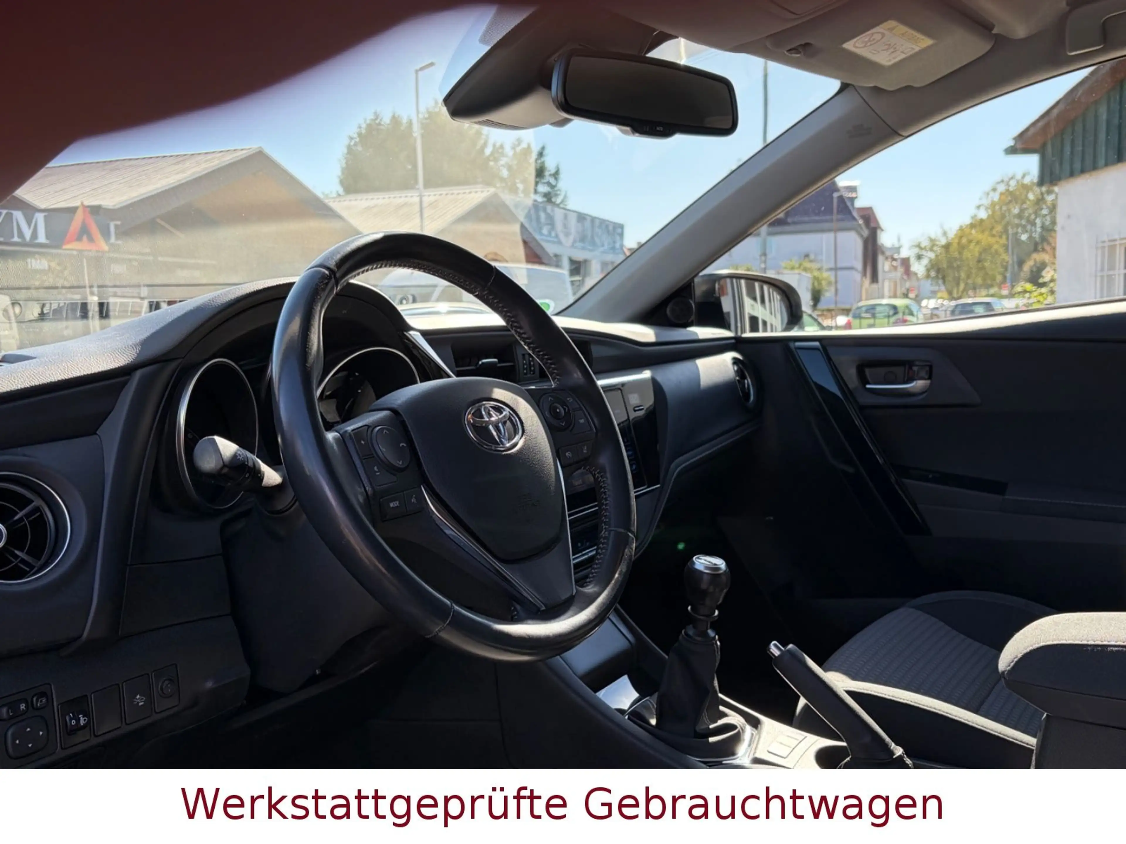 Toyota Auris Team*Kamera*Sitzheizung*PDC*1.HAND* — photo 13