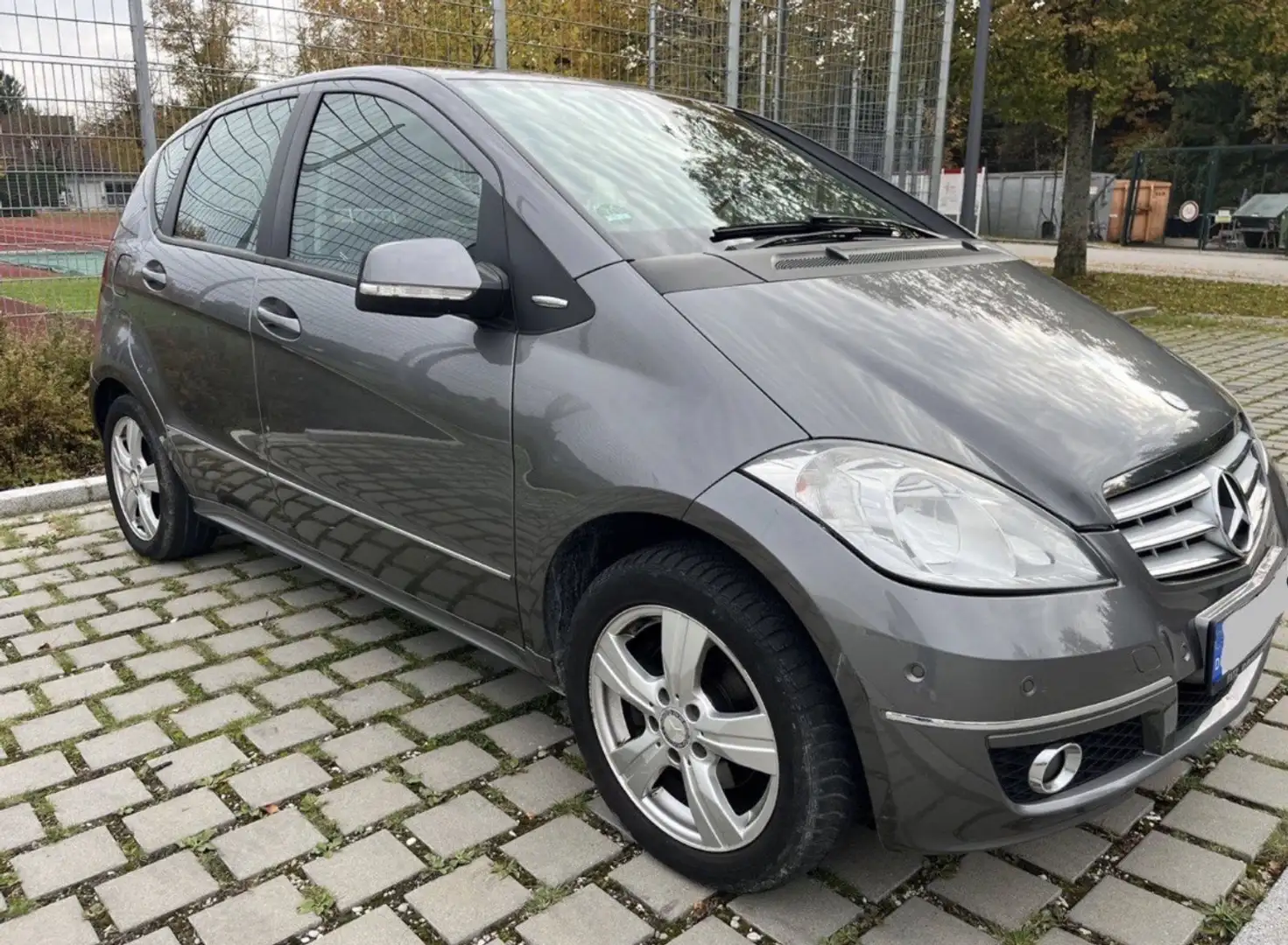 Mercedes-Benz A 180 Autotronic - 1
