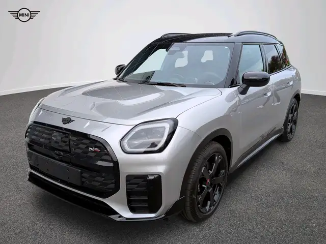 MINI Countryman SE All4 John Cooper Works Trim