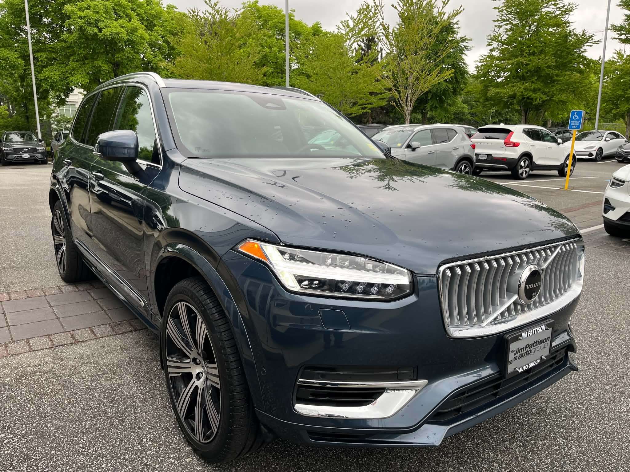 2024 Volvo XC90 T8 eAWD PHEV Plus Bright Theme 7-Seater thumb 7