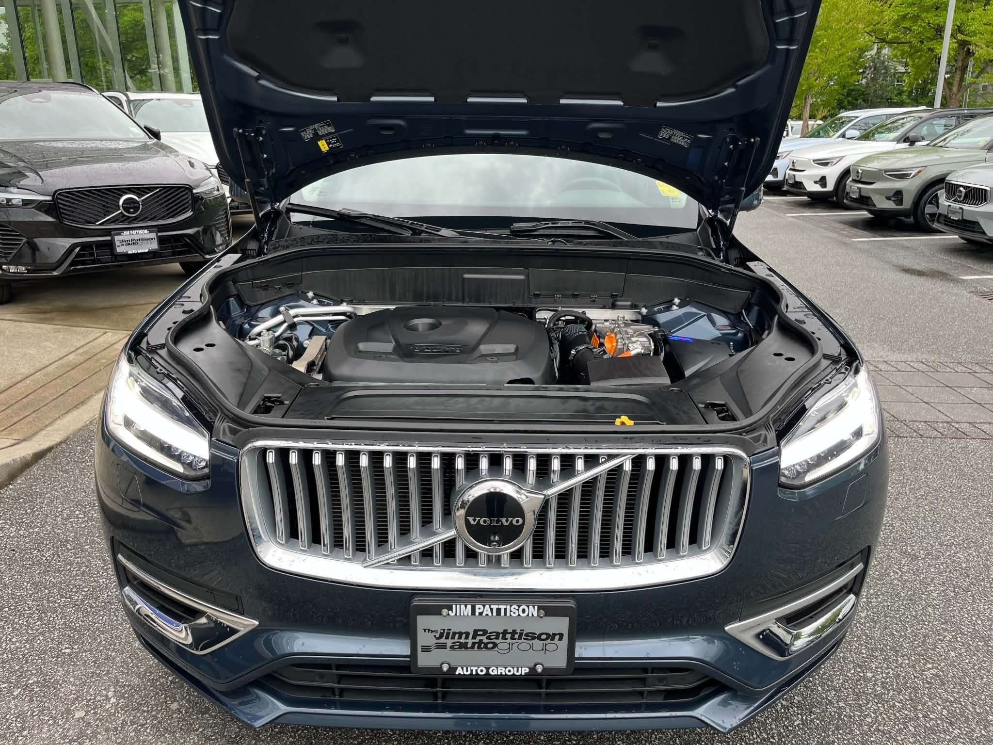 2024 Volvo XC90 T8 eAWD PHEV Plus Bright Theme 7-Seater thumb 25