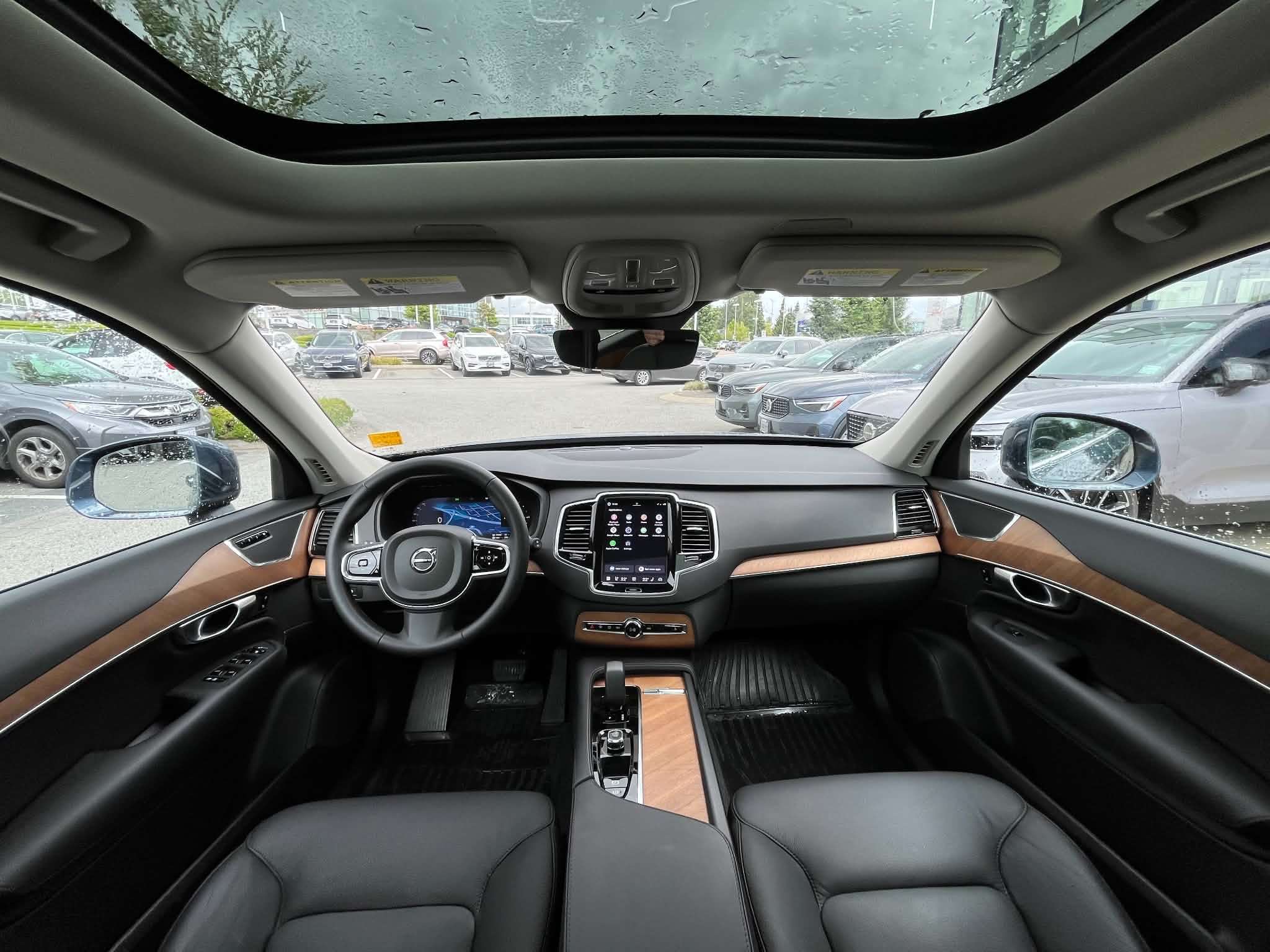 2024 Volvo XC90 T8 eAWD PHEV Plus Bright Theme 7-Seater thumb 23