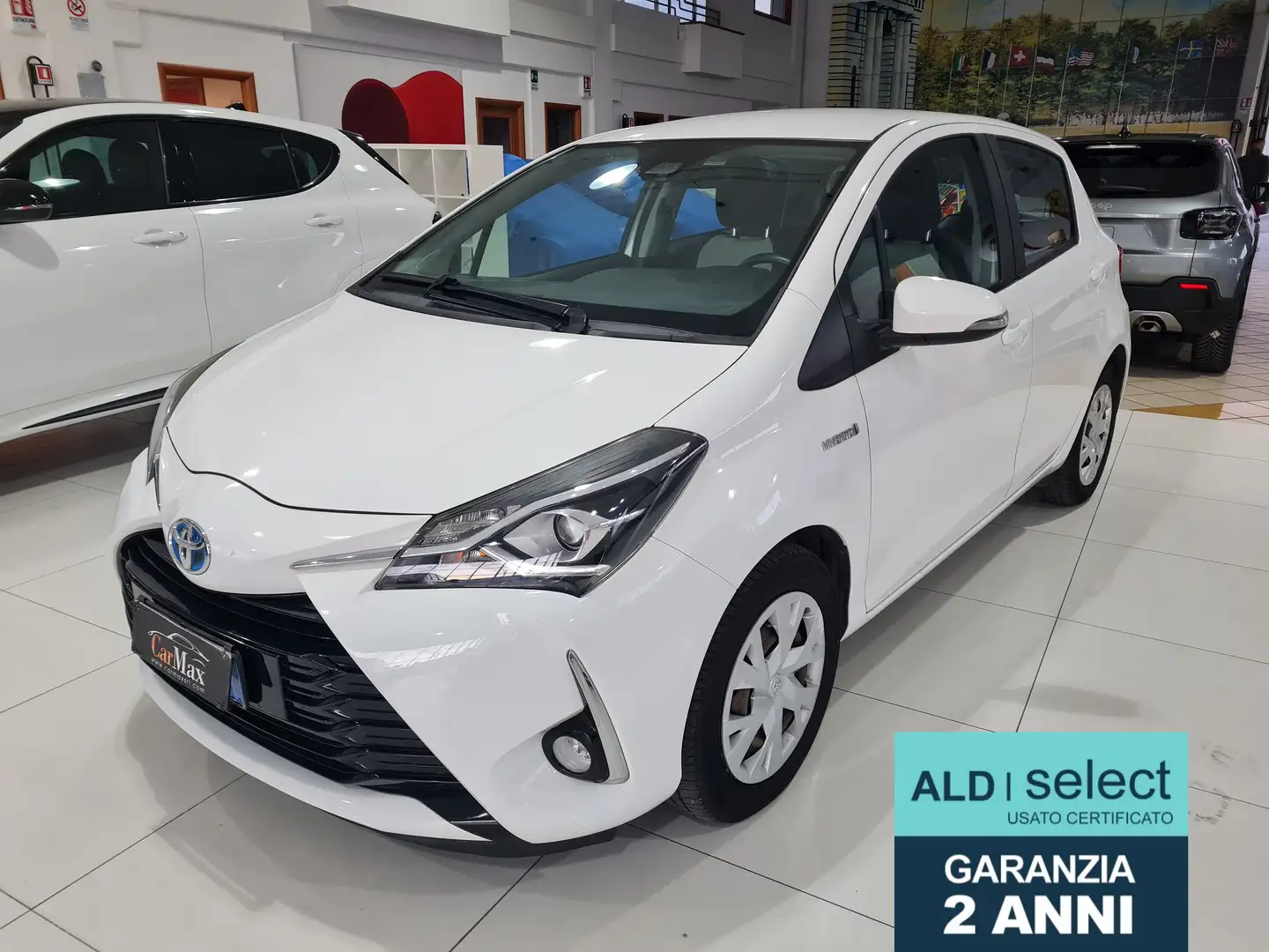 Toyota Yaris 1.5 Hybrid 73CV Aut. Full Opt **OK NEOPATENTATI** Wit - 1