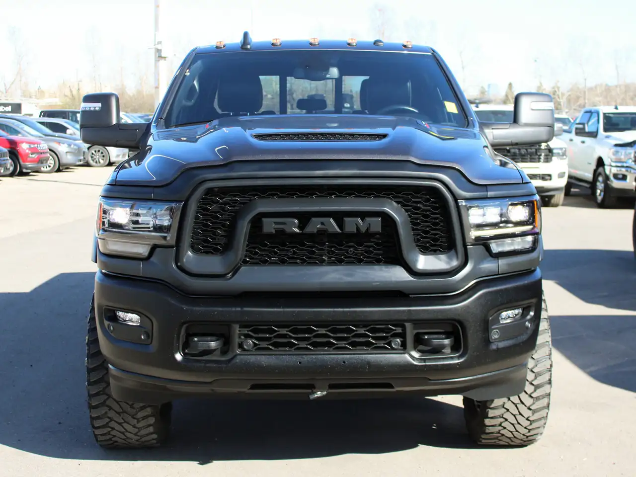 RAM 2500 снимка RAM 2500