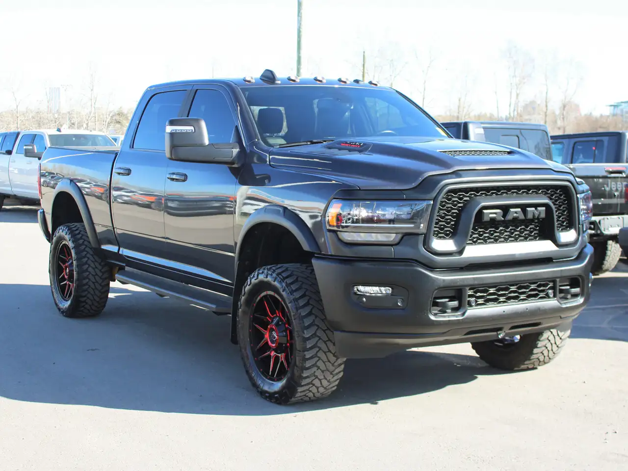 RAM 2500 снимка RAM 2500