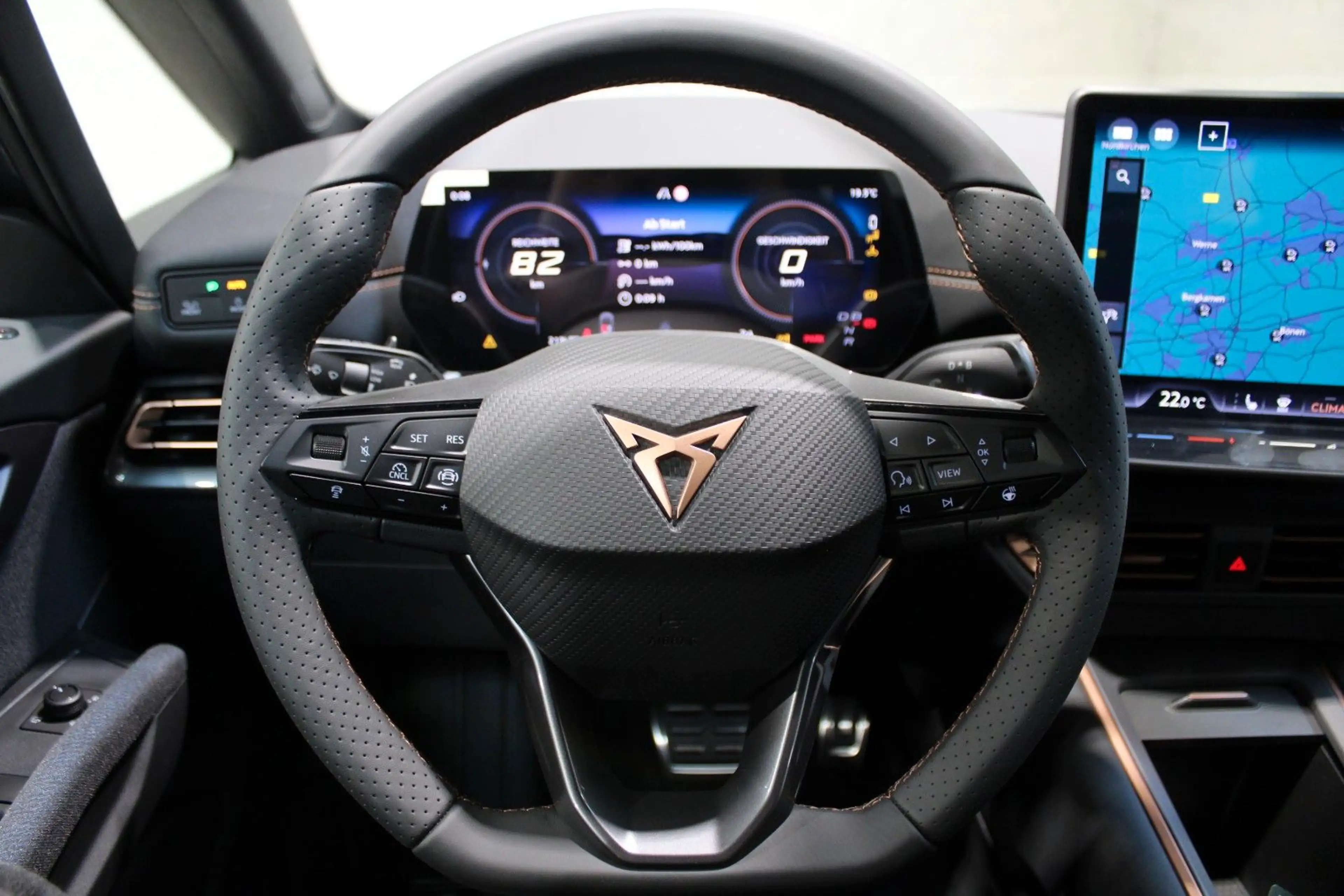CUPRA Born 140KW 58KwH*Navi*LED*AHK*neues MODELL — photo 13