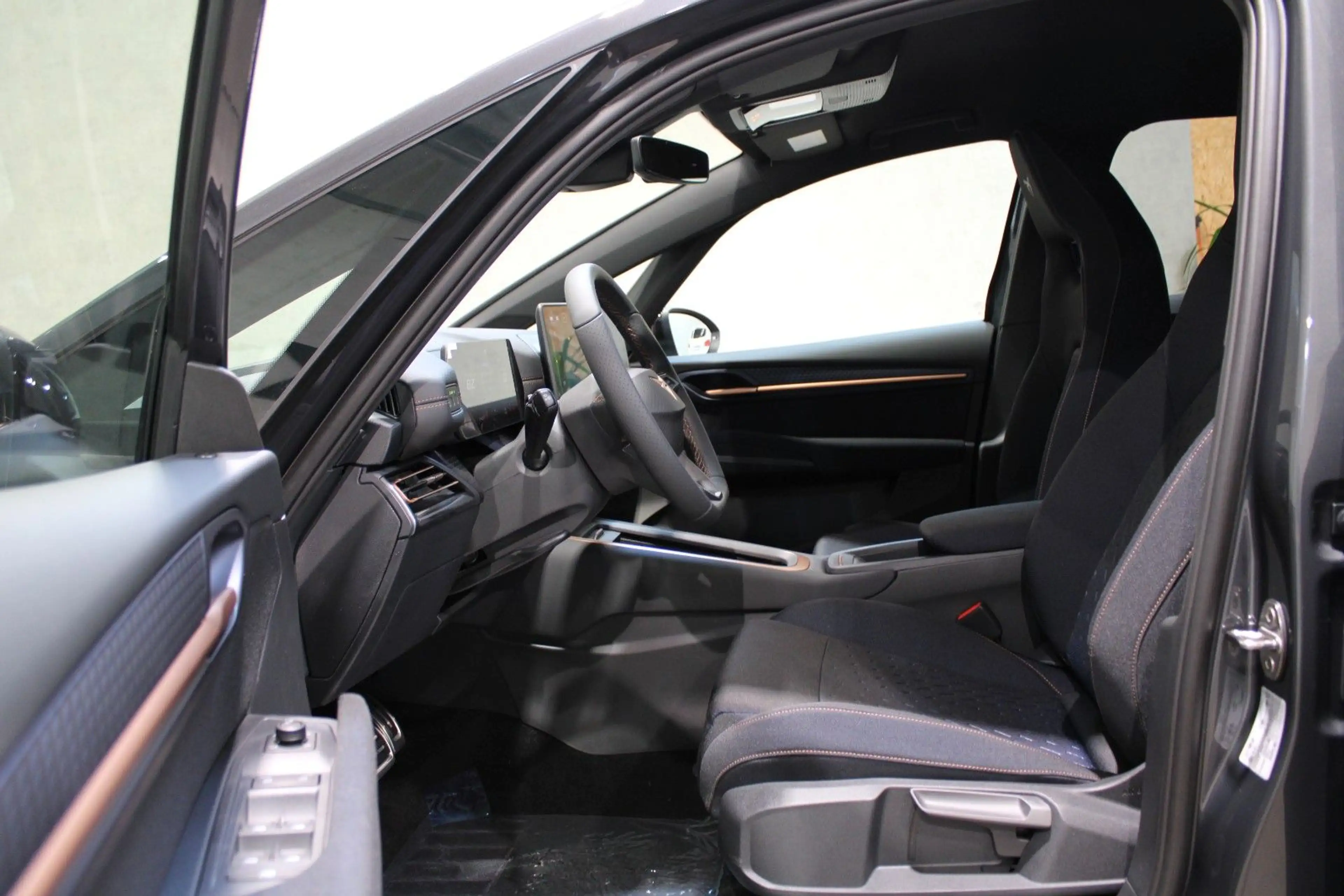 CUPRA Born 140KW 58KwH*Navi*LED*AHK*neues MODELL — photo 8