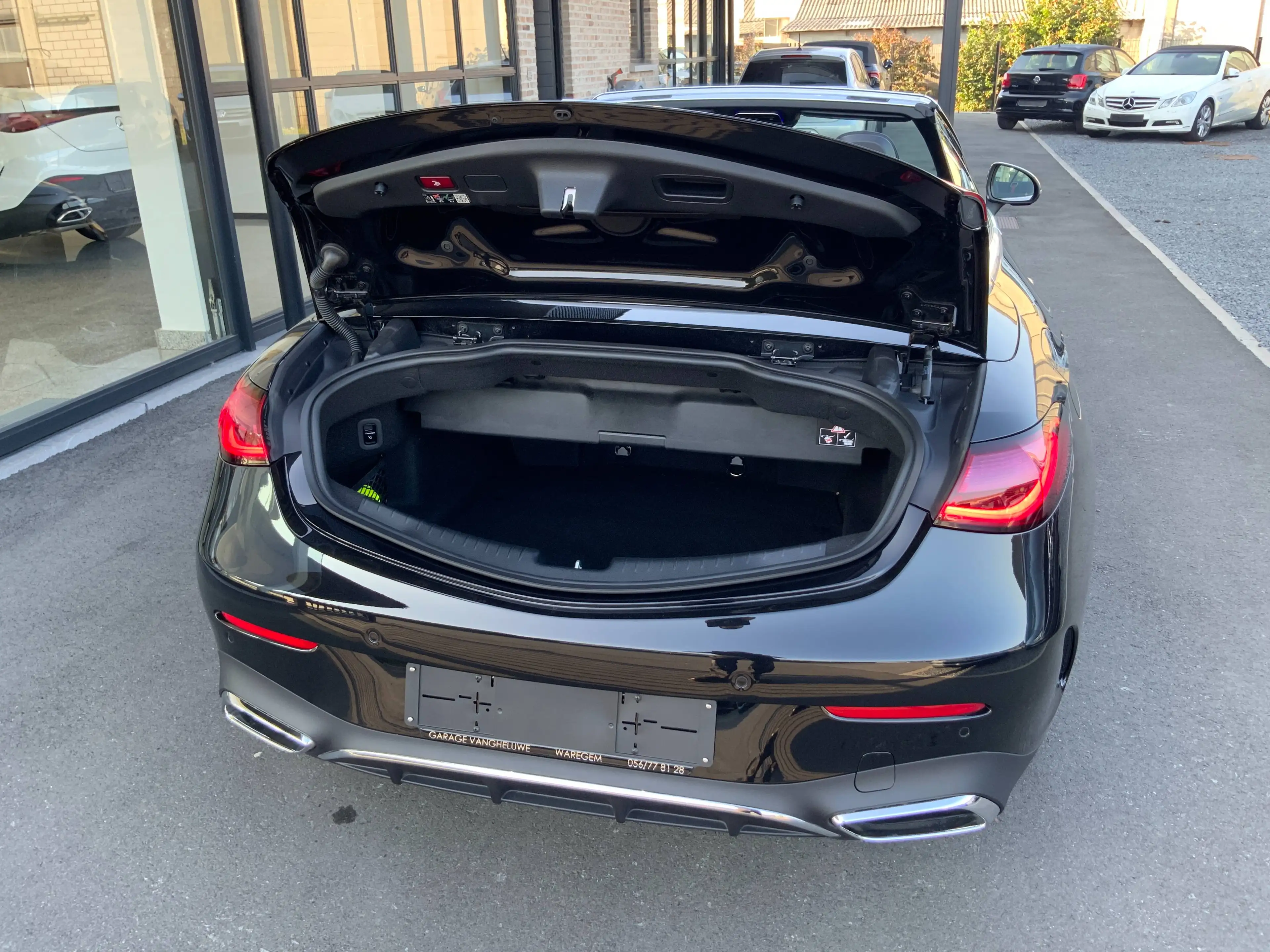 Mercedes-Benz CLE 220 d Cabriolet AMG Line/DISTRONIC Pro/... — photo 8