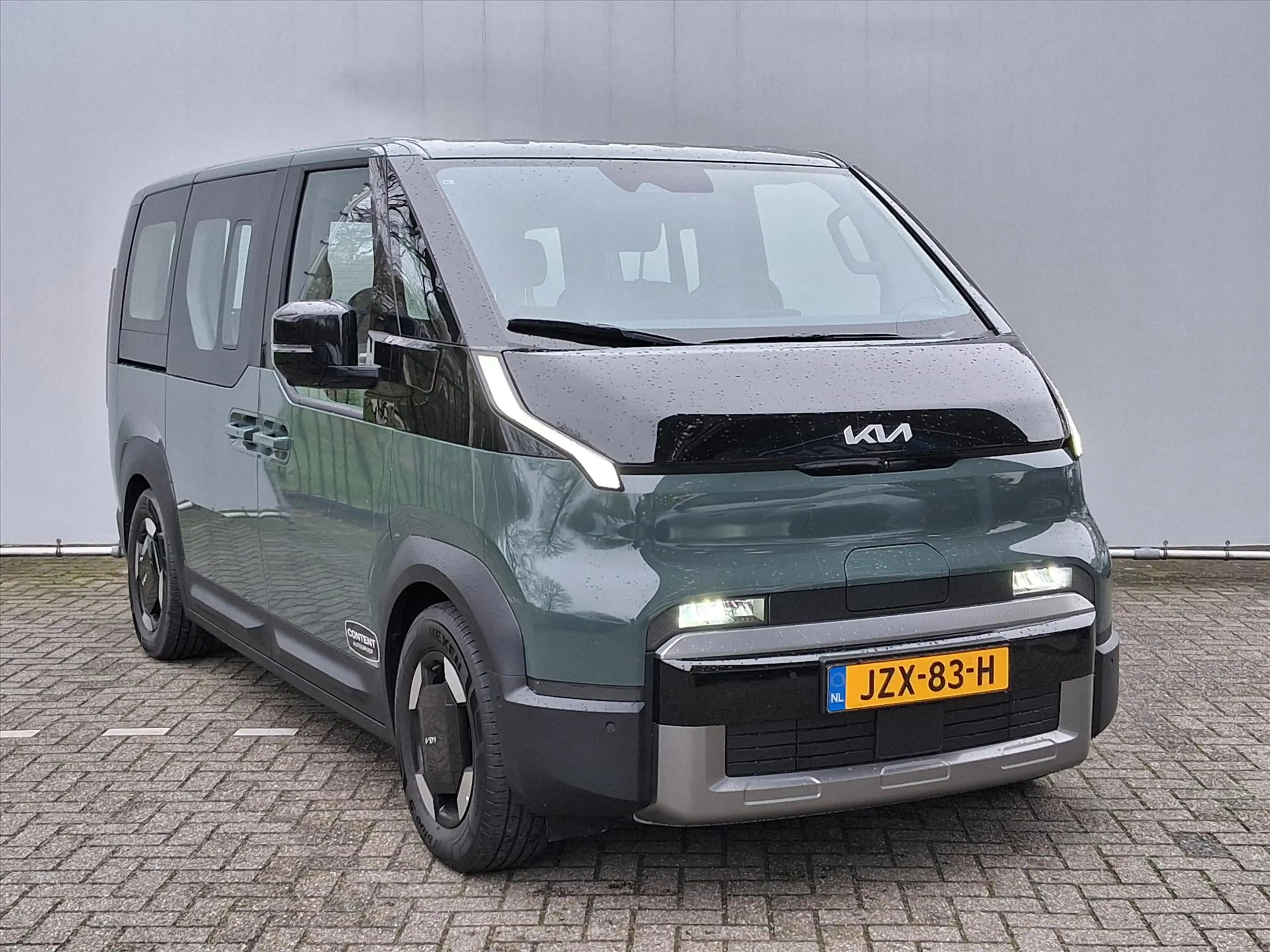 Kia PV5 Passenger 71,2 kWh 163pk Elite Executive — photo 7