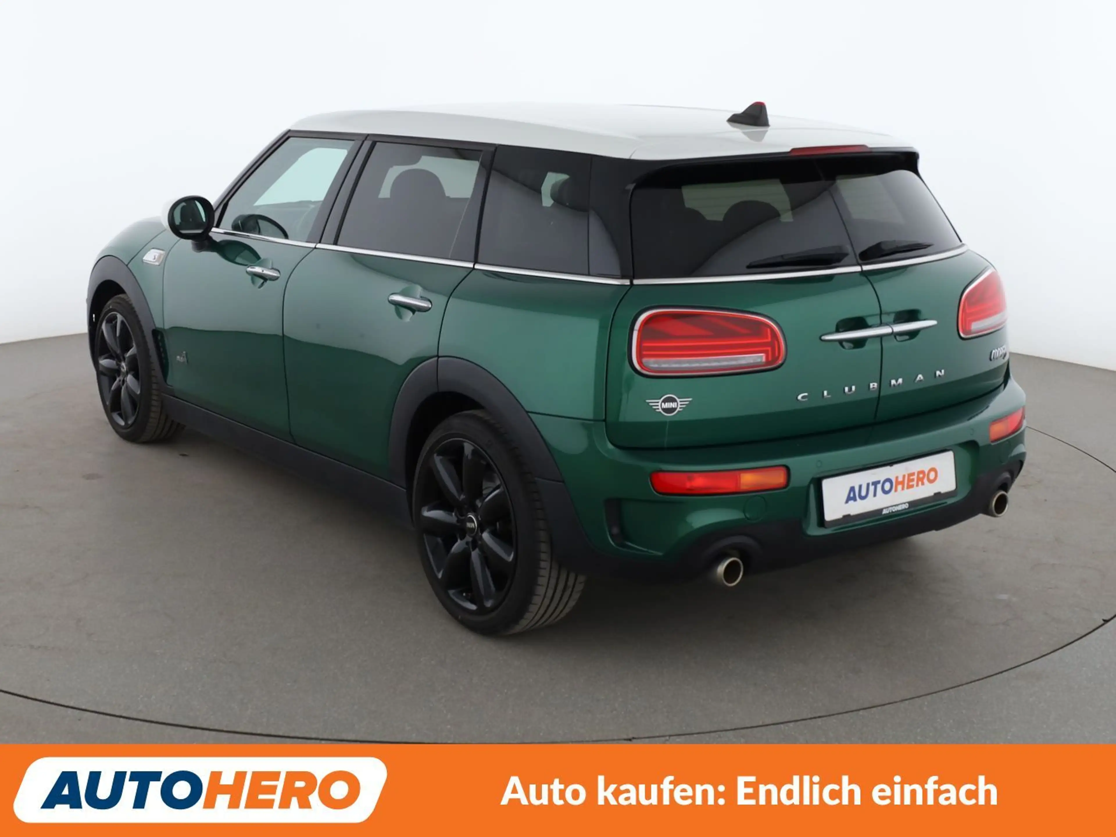MINI Cooper S Clubman Cooper S ALL4 Aut.*HUD*LED*TEMPO*PDC*PLA*SHZ*BT* — photo 4