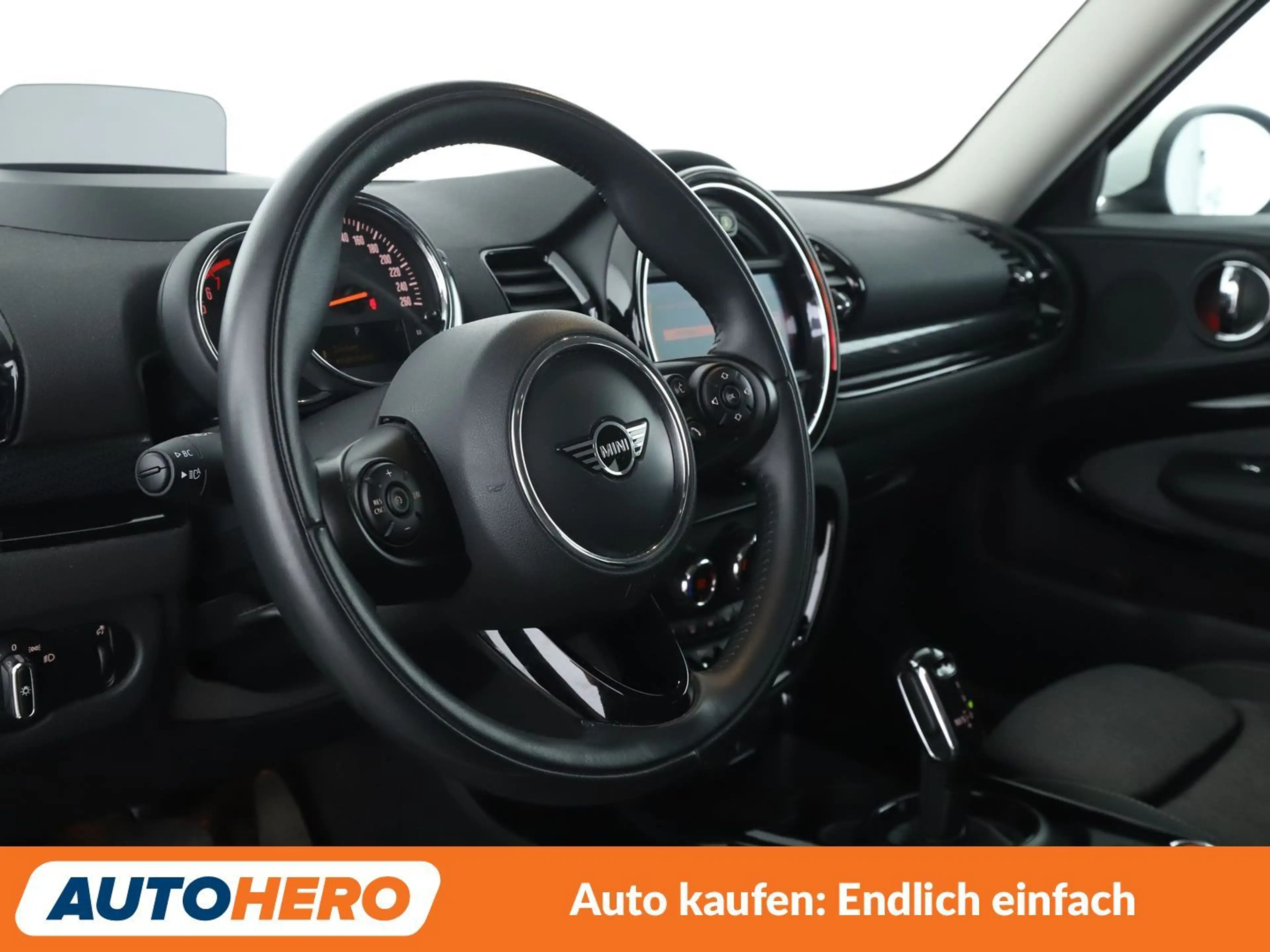 MINI Cooper S Clubman Cooper S ALL4 Aut.*HUD*LED*TEMPO*PDC*PLA*SHZ*BT* — photo 11