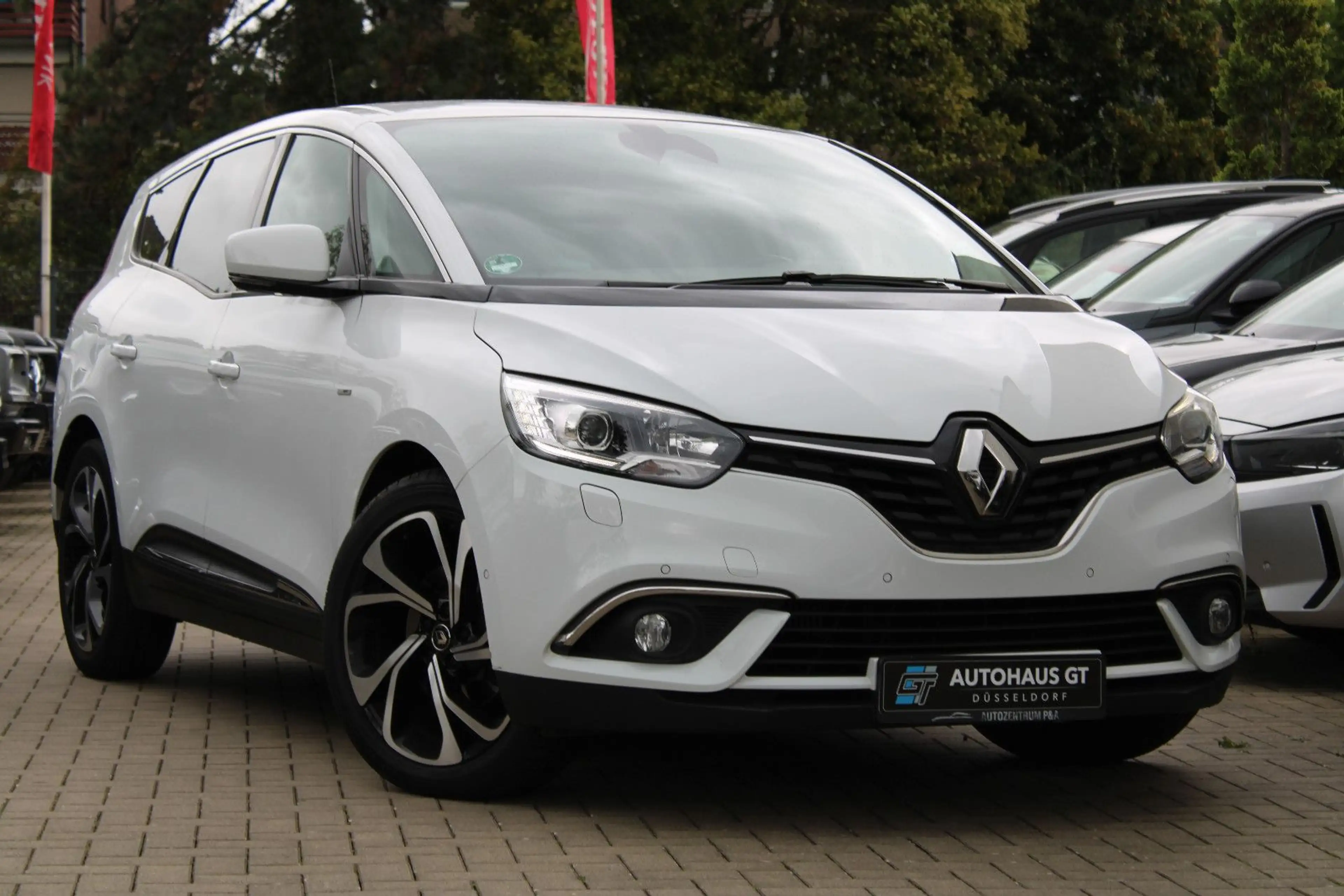 Renault Scenic IV 1.3 TCe/BlackEdition/BOSE/Pano/Kam/DAB