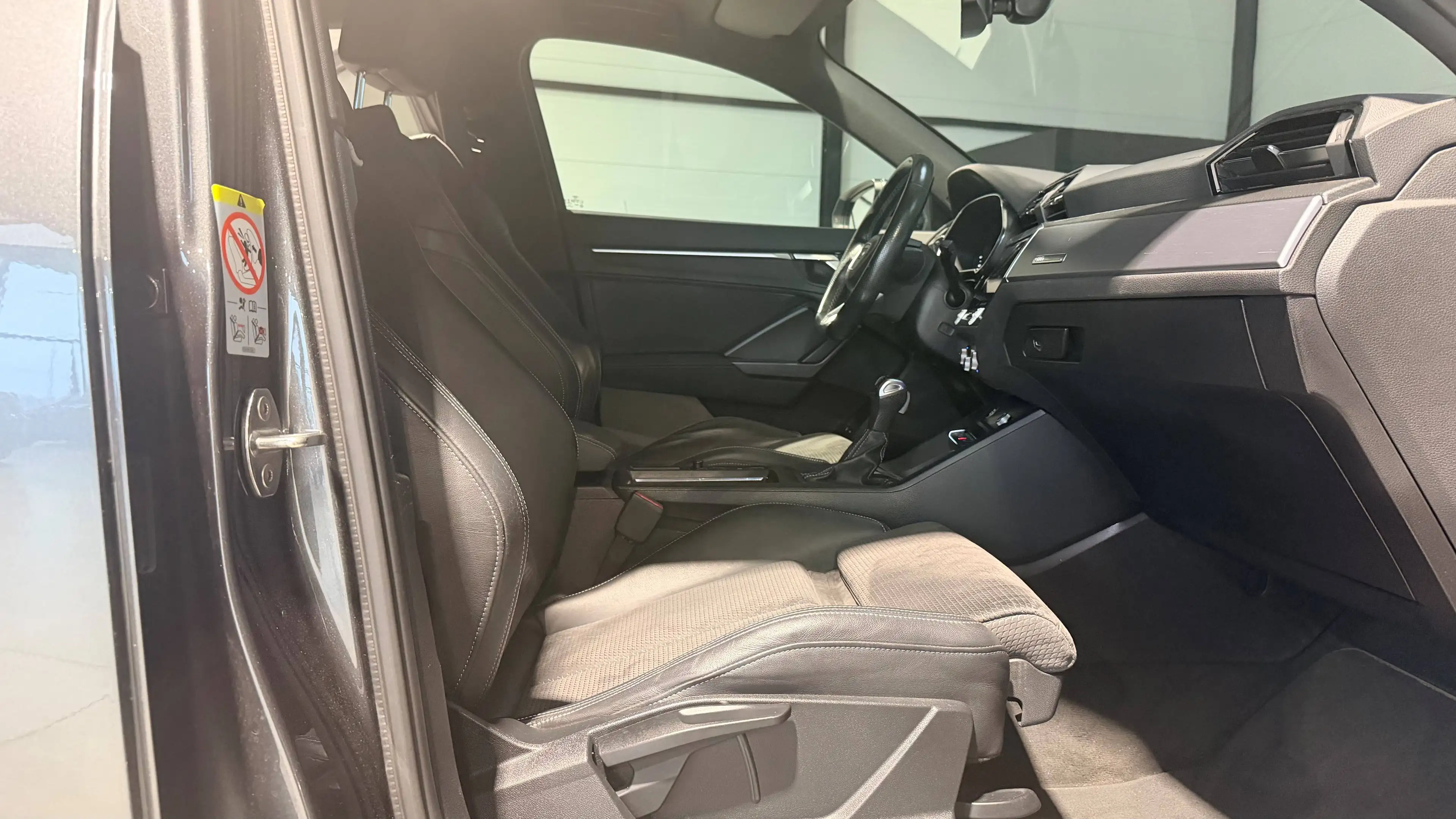 Audi Q3 Q3 35 TFSI Business Edition S tronic — photo 7