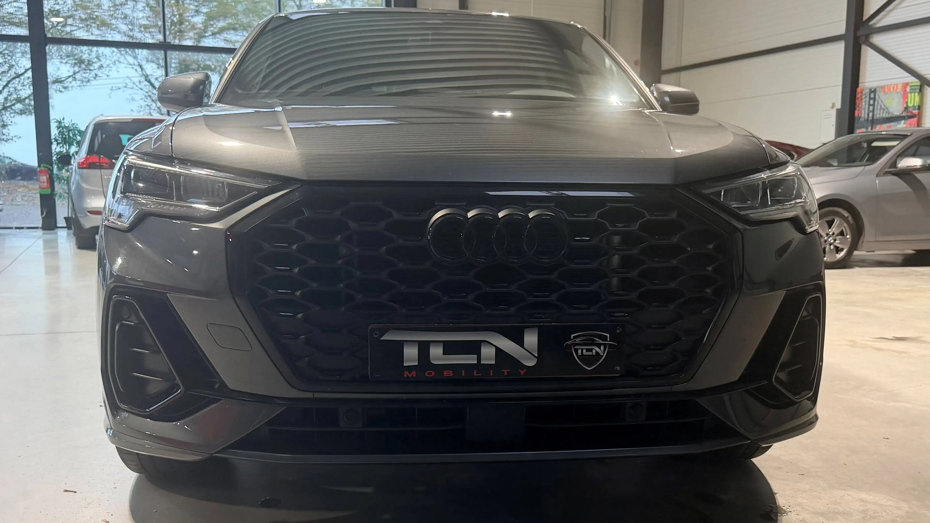 Audi Q3 Q3 35 TFSI Business Edition S tronic — photo 3