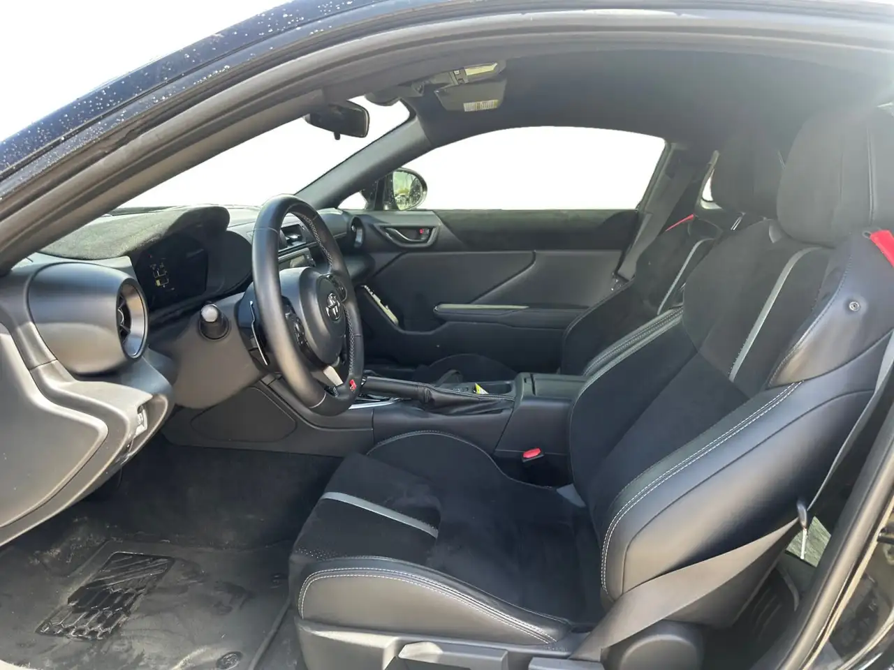 Toyota GR86 снимка Toyota GR86