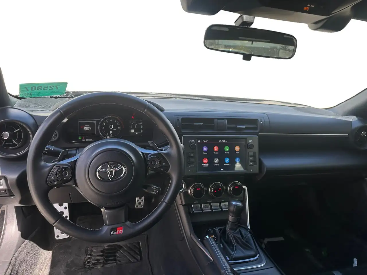Toyota GR86 снимка Toyota GR86