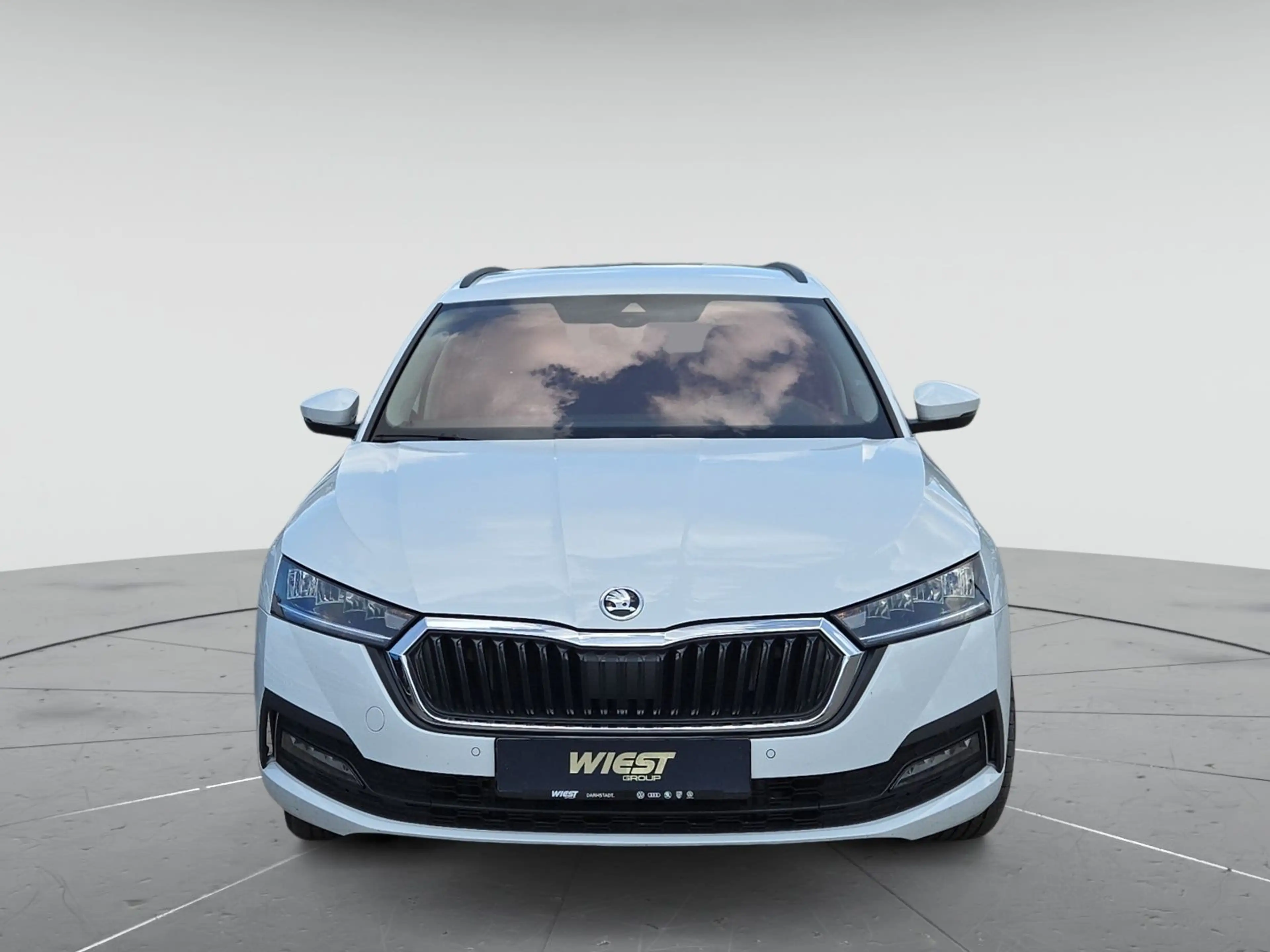 Skoda Octavia Combi Ambition 2.0 TDI DSG, LED/ACC/2xPD — photo 3