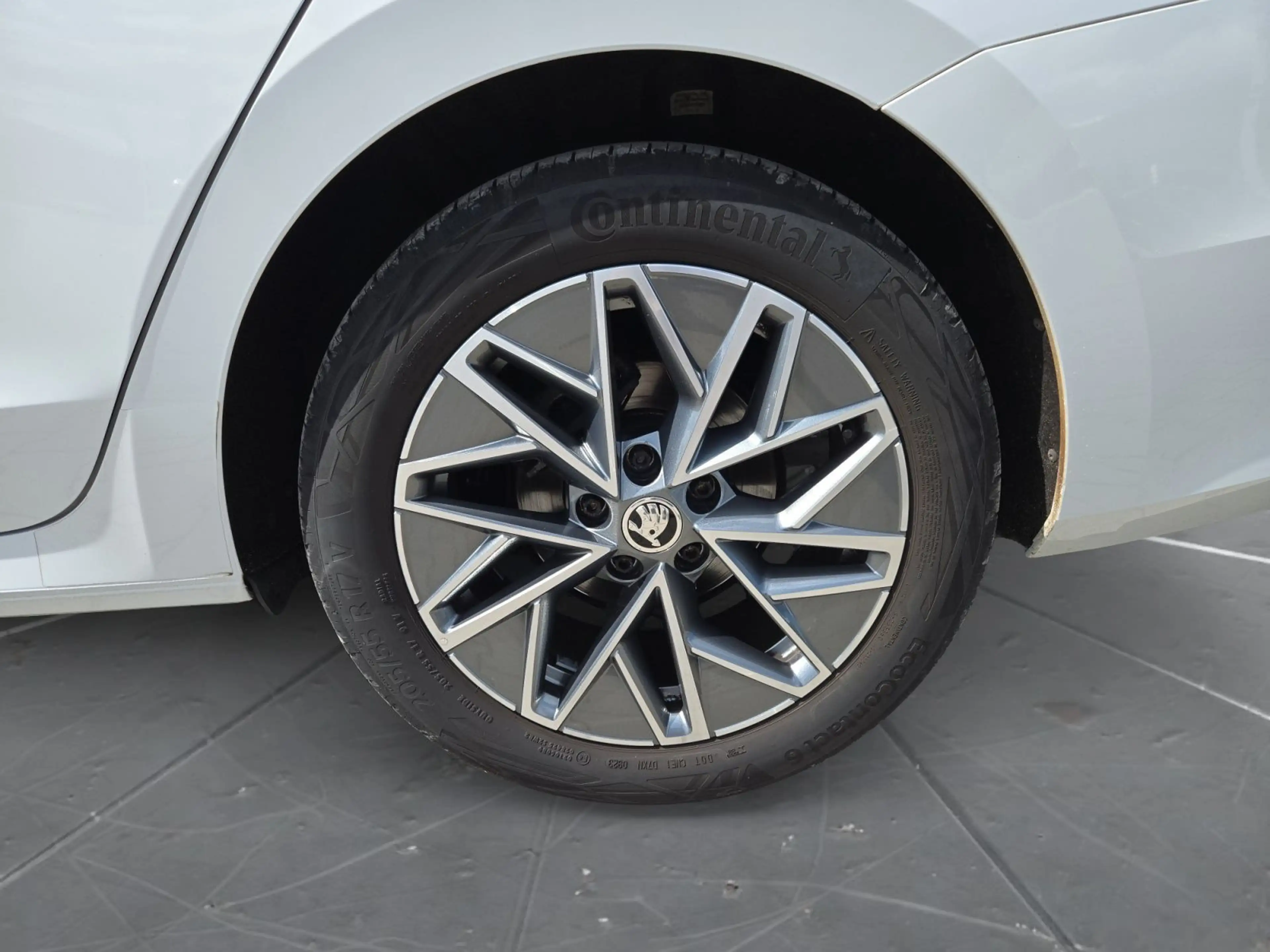 Skoda Octavia Combi Ambition 2.0 TDI DSG, LED/ACC/2xPD — photo 15