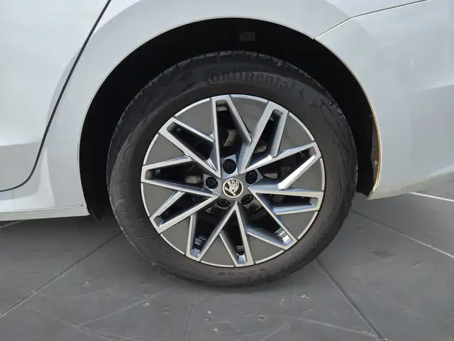 Skoda Octavia view 15