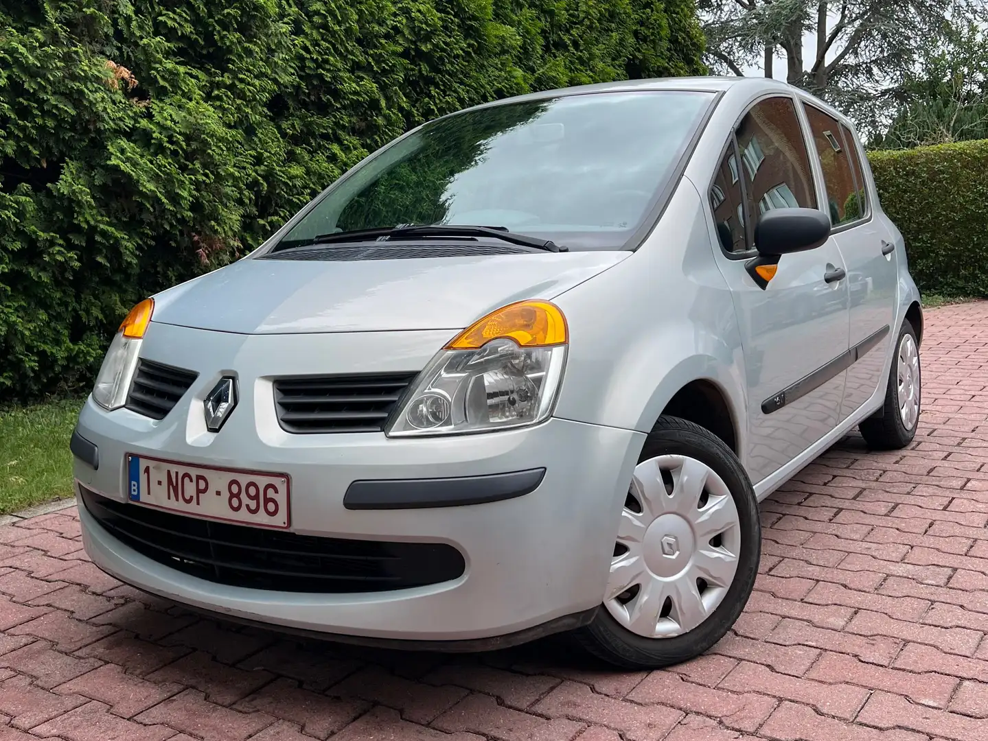 Renault Modus Modus 1.2i 16v Dynamique Confort 114000km 2250€ Gris - 1