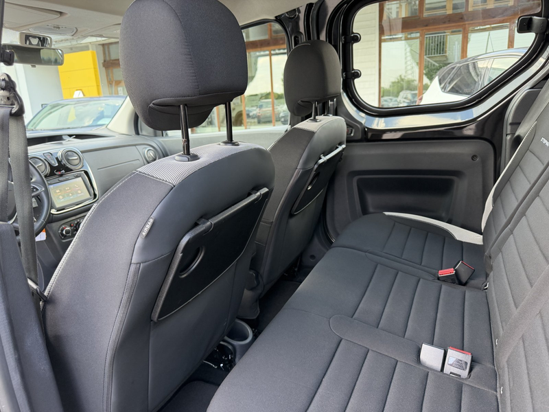 Dacia Dokker 1.3 TCe 130 Stepway Plus Sitzh. RFK  Stepway Plus — photo 13