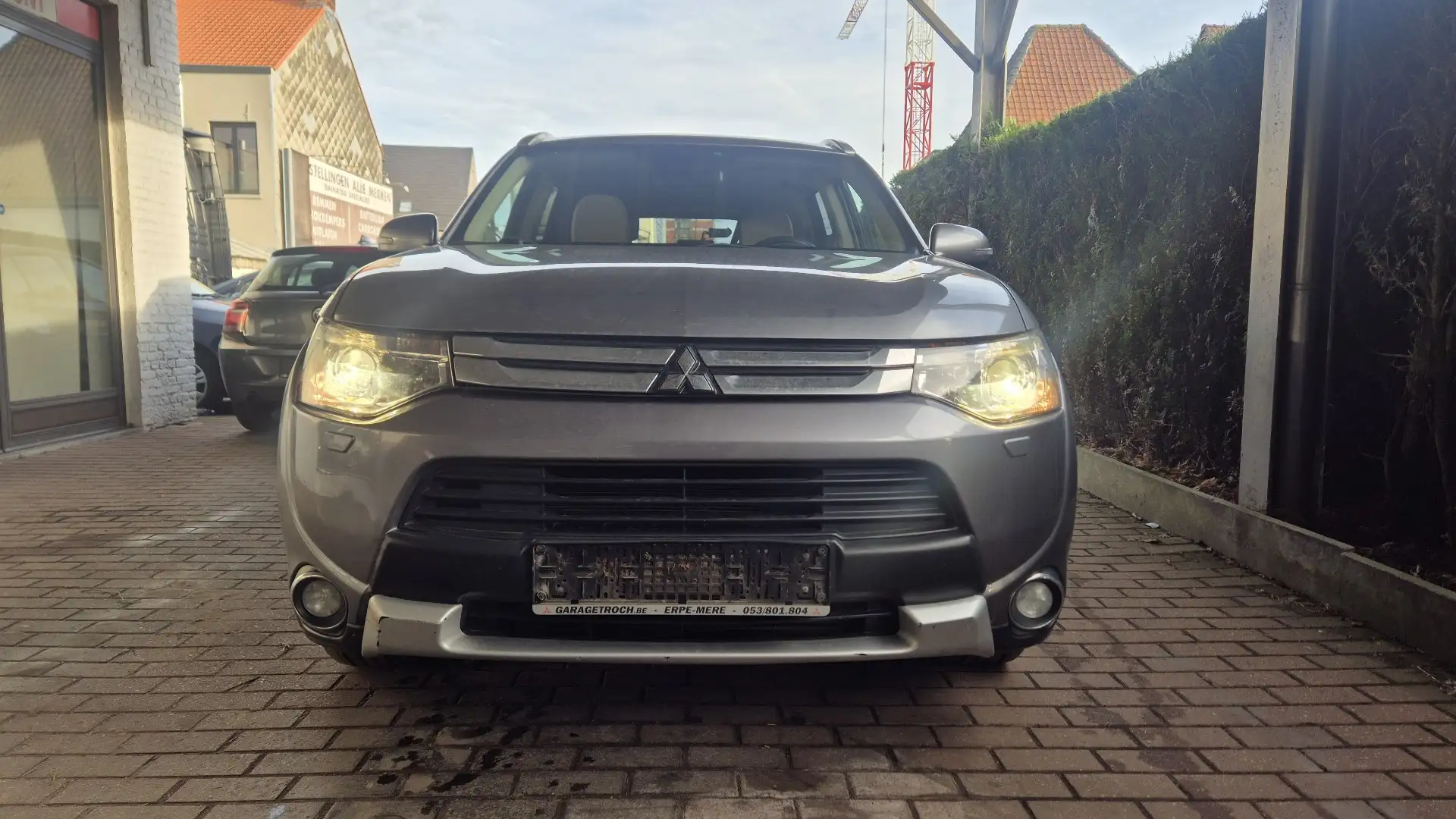 Mitsubishi Outlander 2.2 DI-D 4WD Aut. Plus - 2