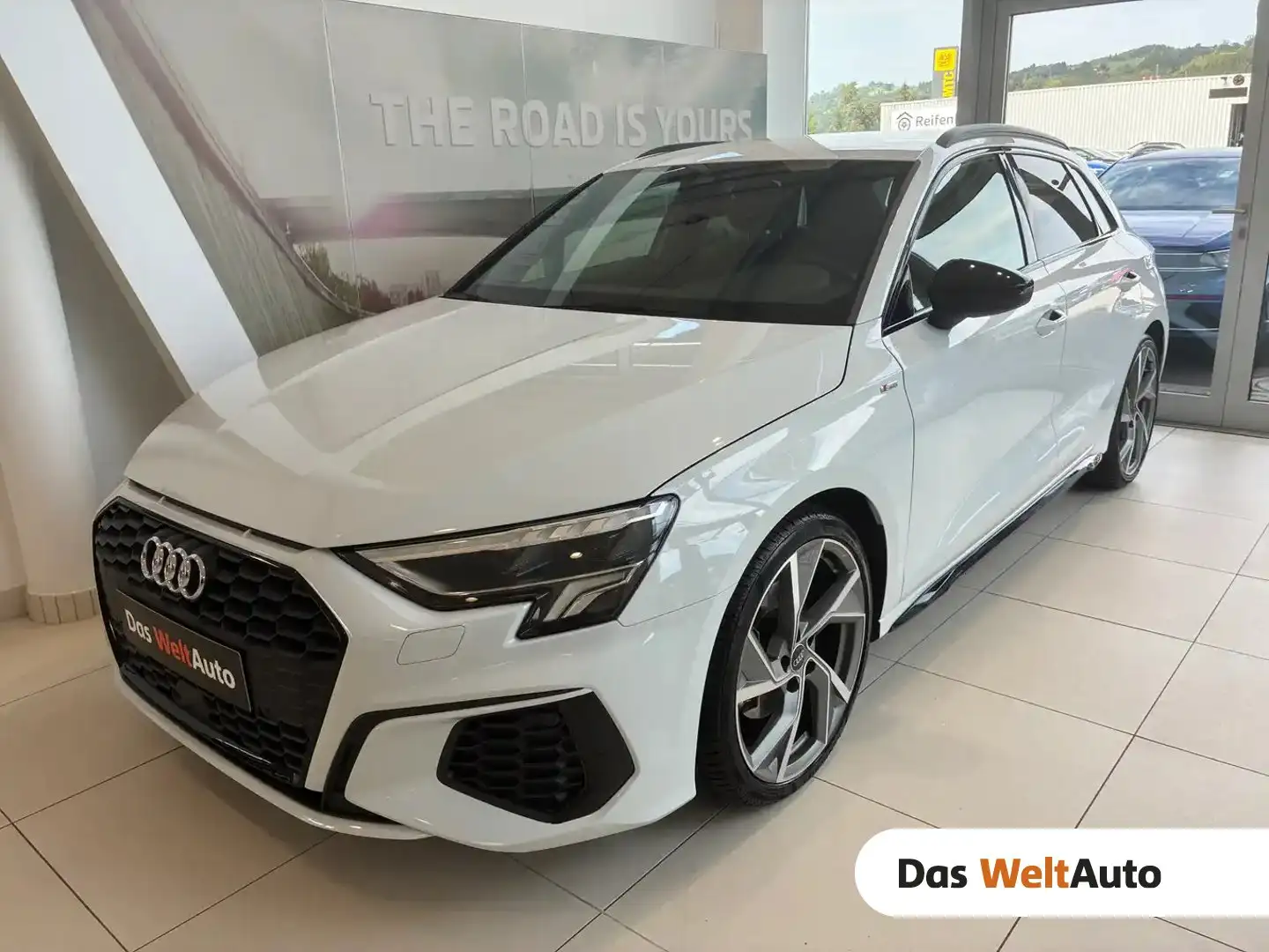 Audi A3 35 TDI S line exterieur Weiß - 1