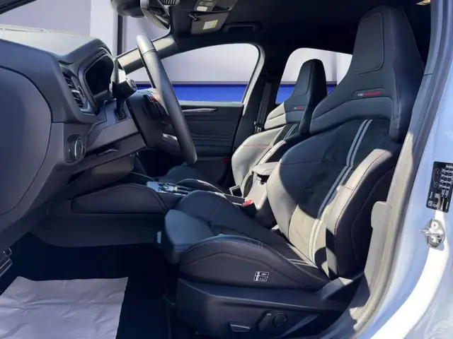 Ford Focus view 8
