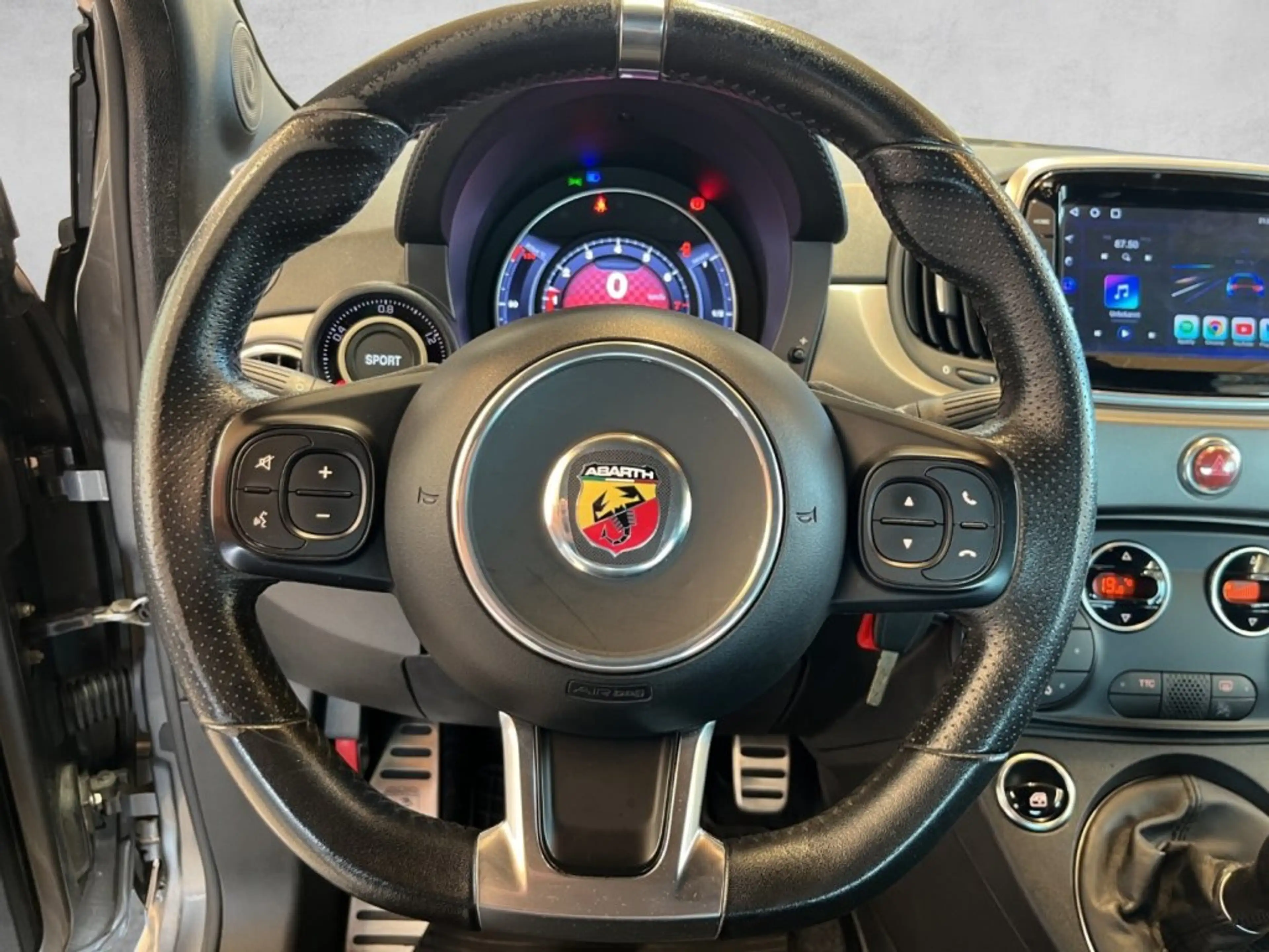 Abarth 595 Pista — photo 10