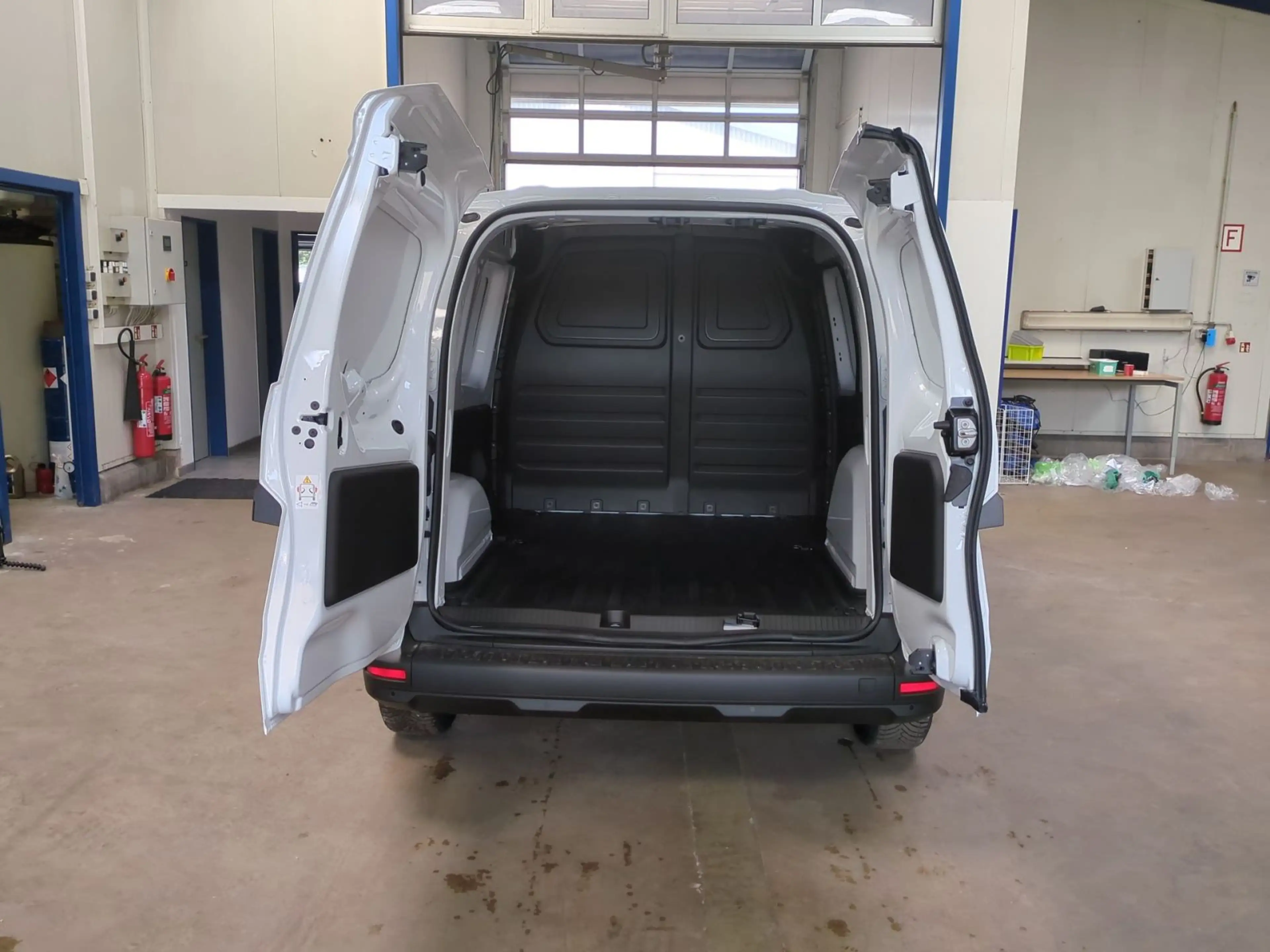 Renault Kangoo III 1.3 TCe100 Edition ONE — photo 10