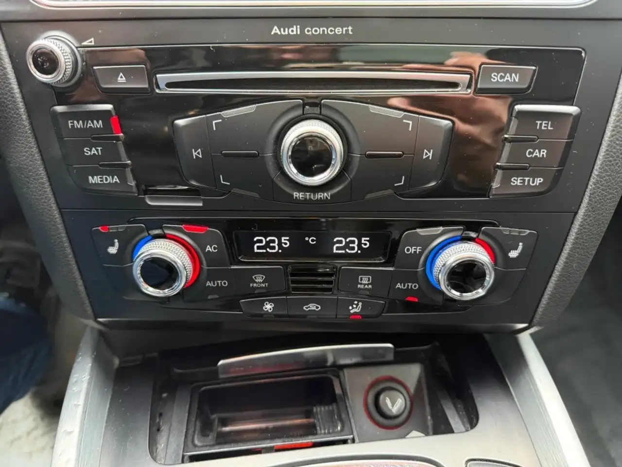 Audi Q5 снимка Audi Q5