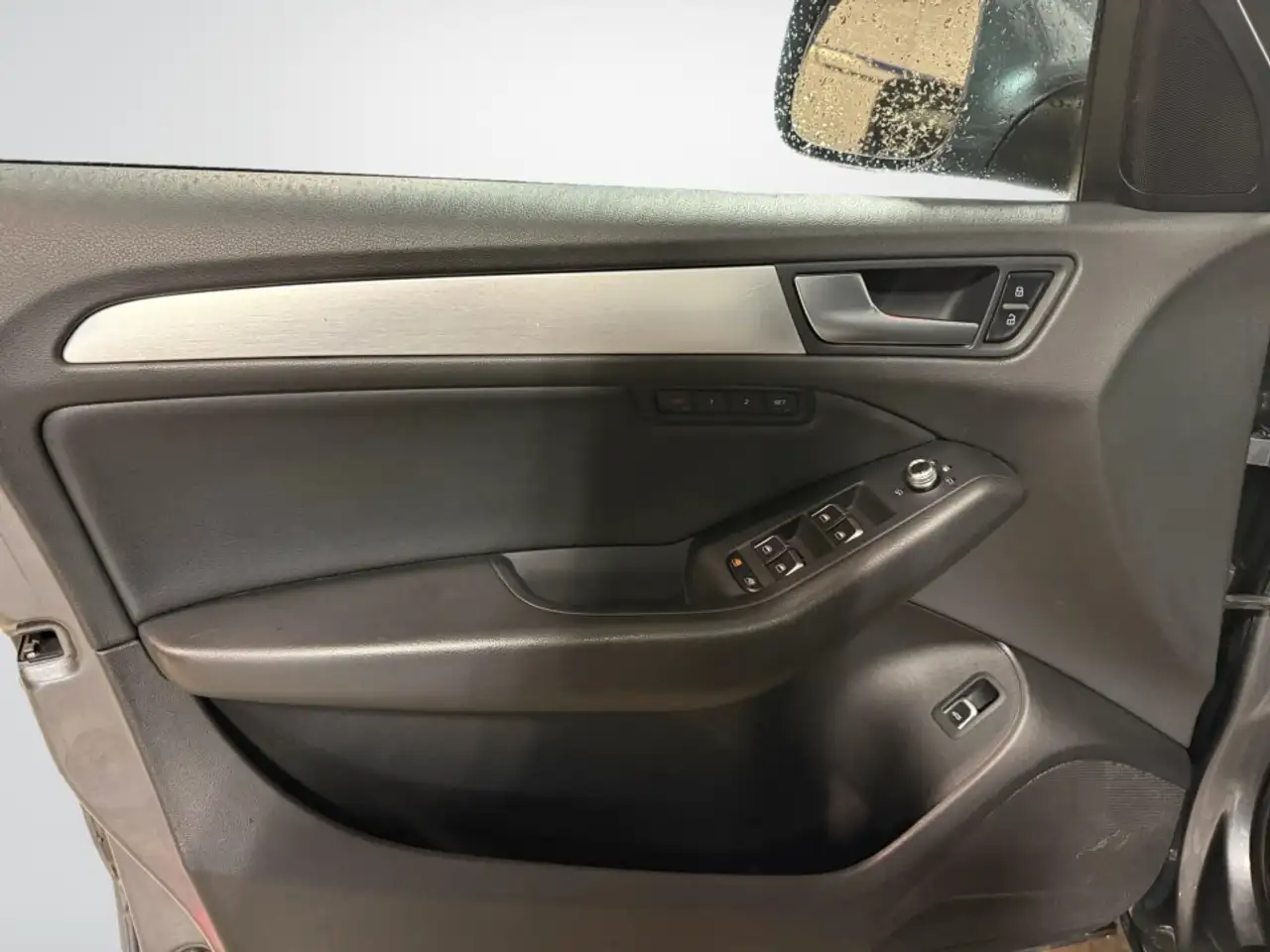 Audi Q5 снимка Audi Q5
