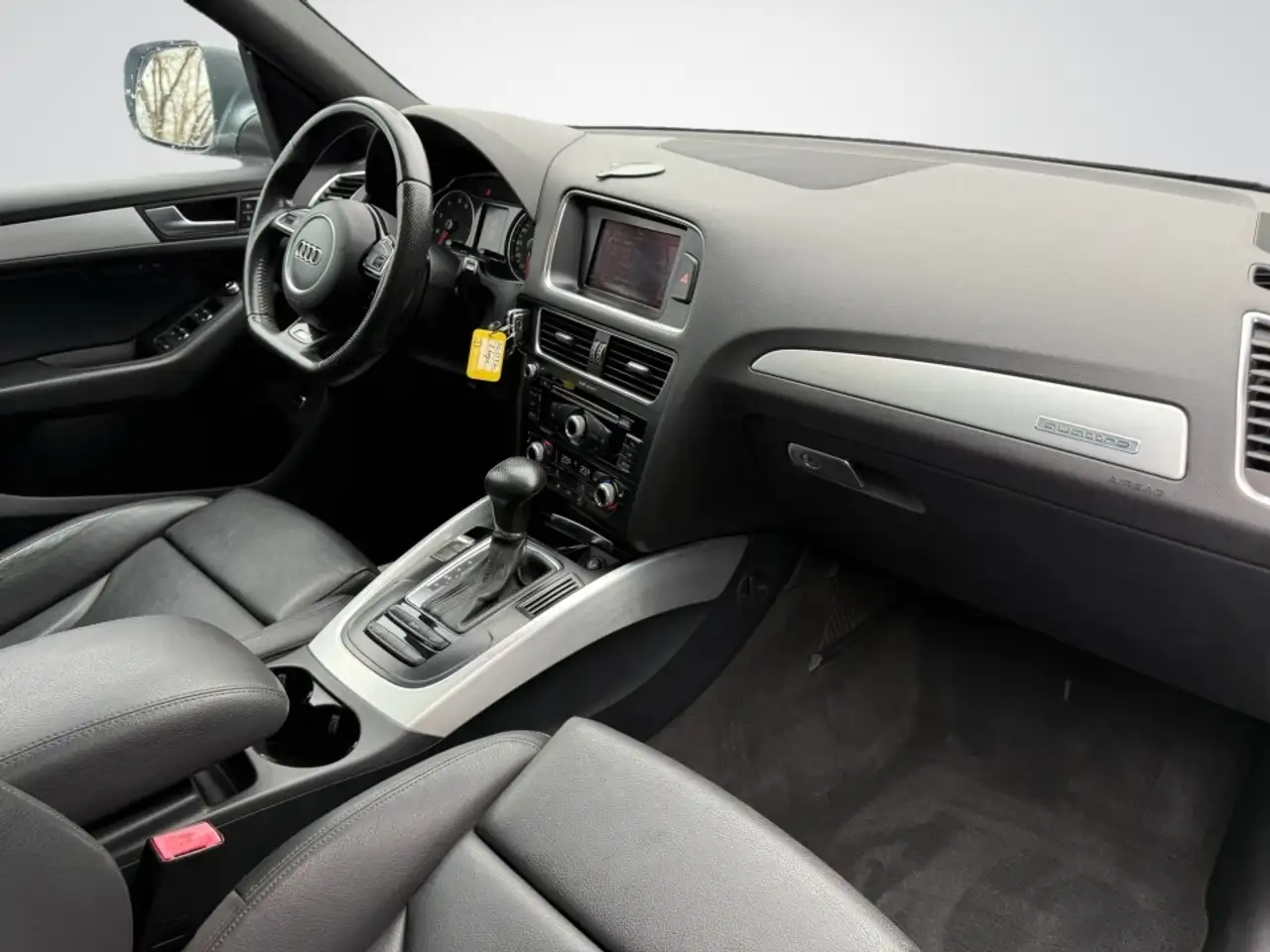 Audi Q5 снимка Audi Q5