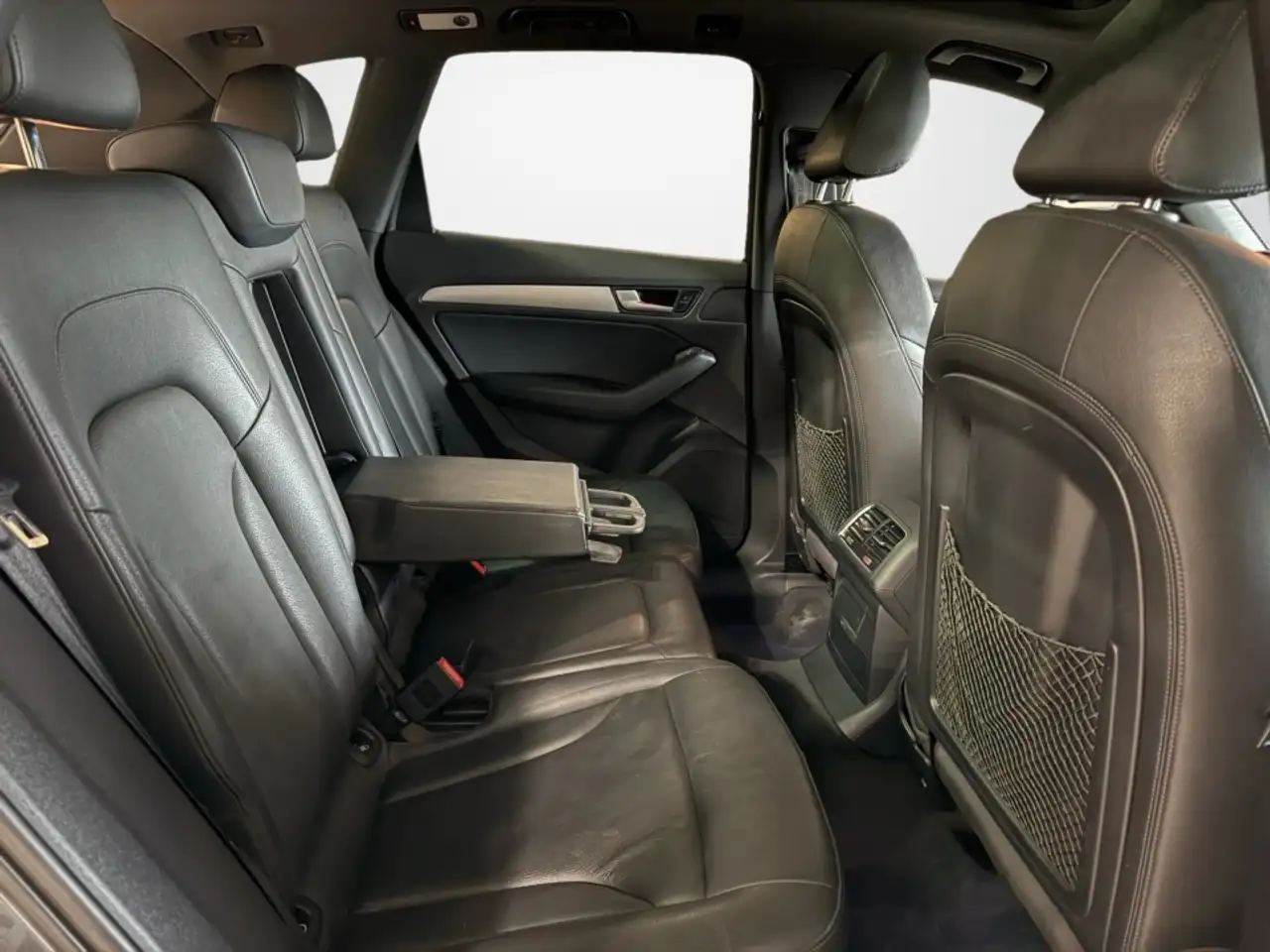 Audi Q5 снимка Audi Q5